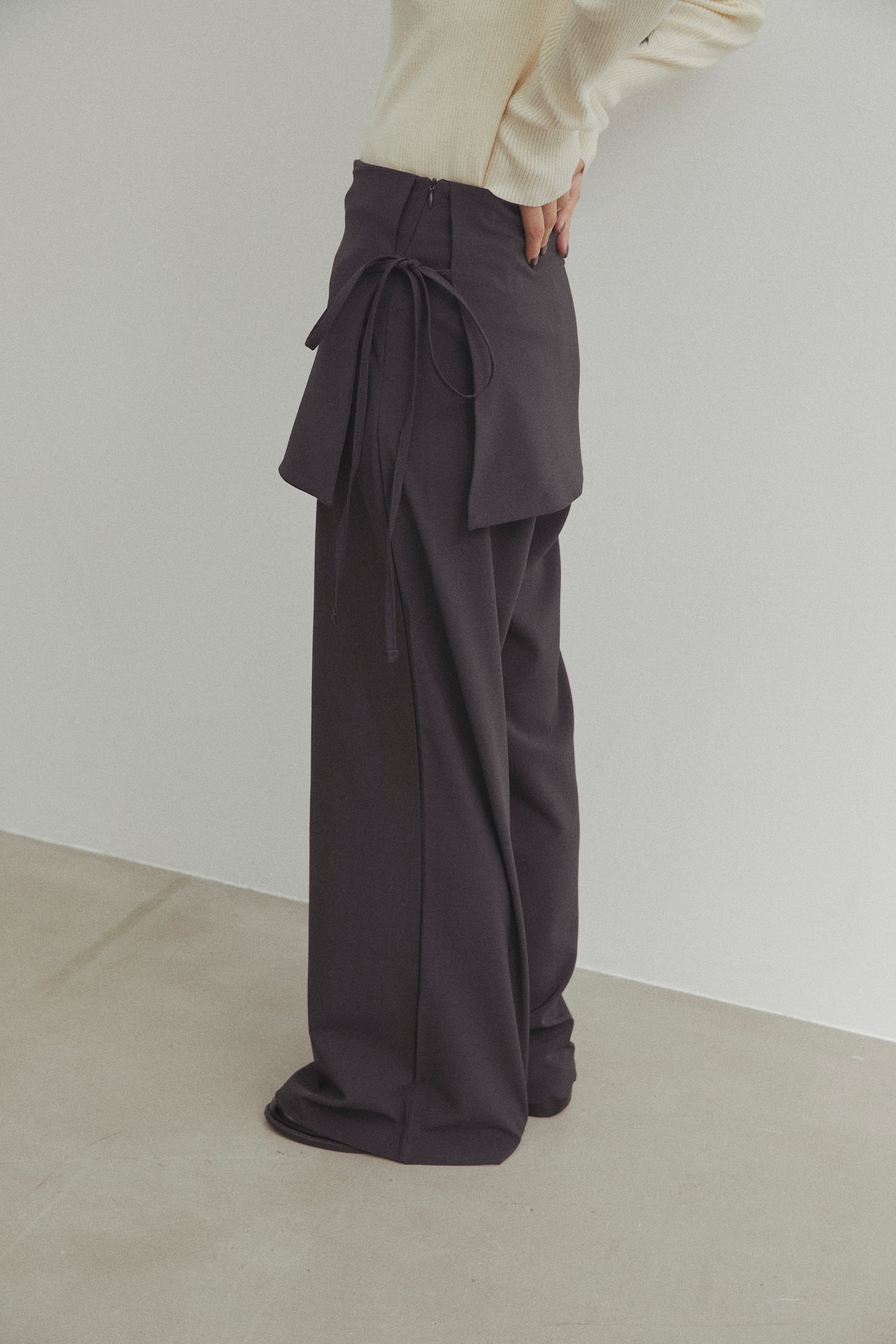 DU125904 layered pants