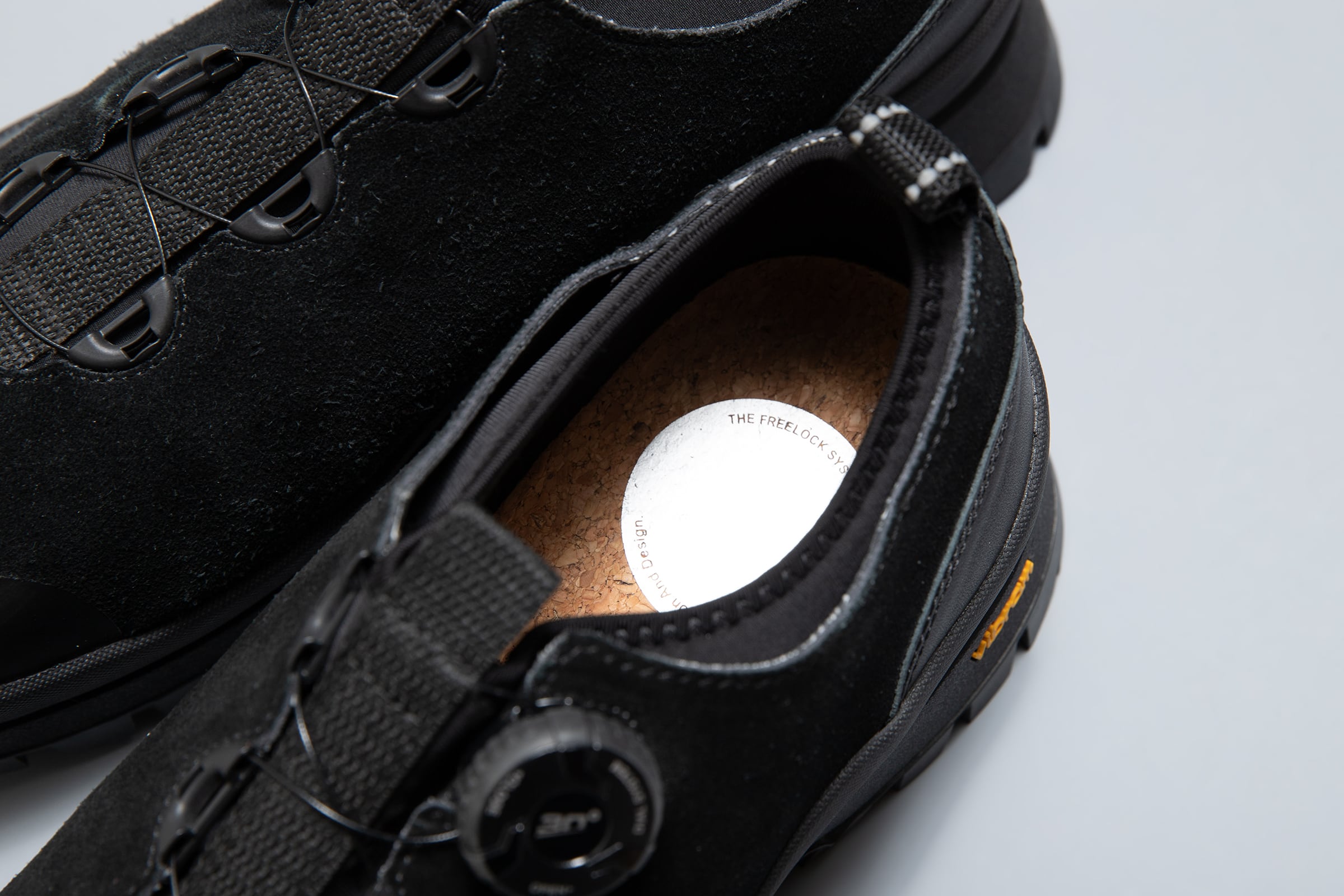 pg OLIVER | BLK | PLAYGROUND | スニーカーショップ