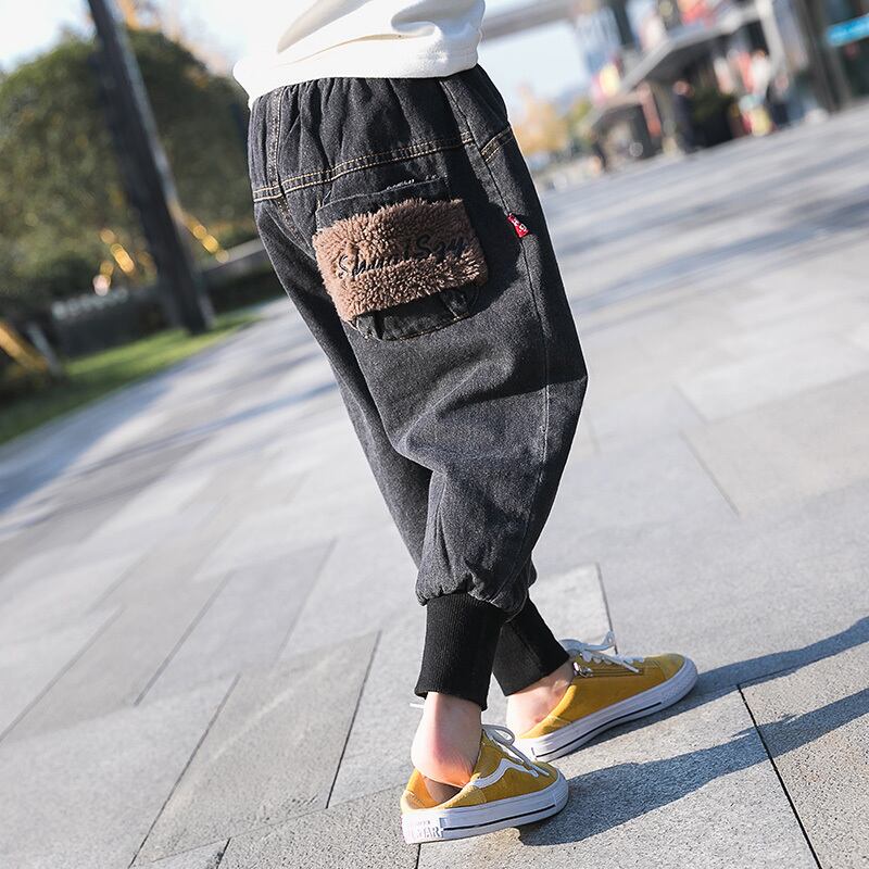 ガールズプラスベルベットパッド入りジーンズ2020新しいパパエイントレンドミドルとラージの子供秋と冬のルーズパンツ トレンディボーイ17854936525