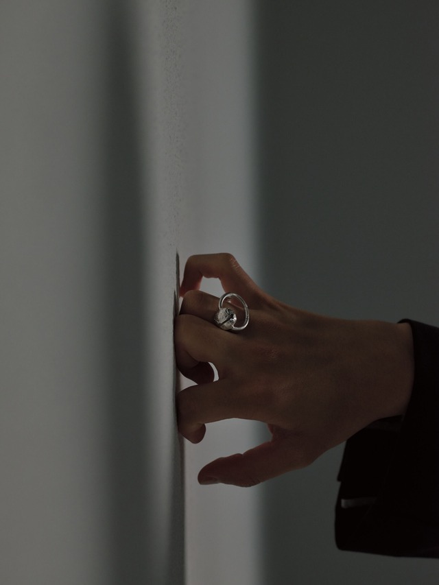 Bottle  bell ring gold