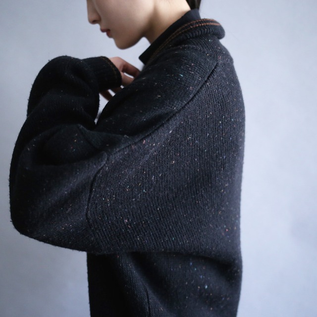 double button and one point embroidery wappen design 6b loose silhouette cardigan