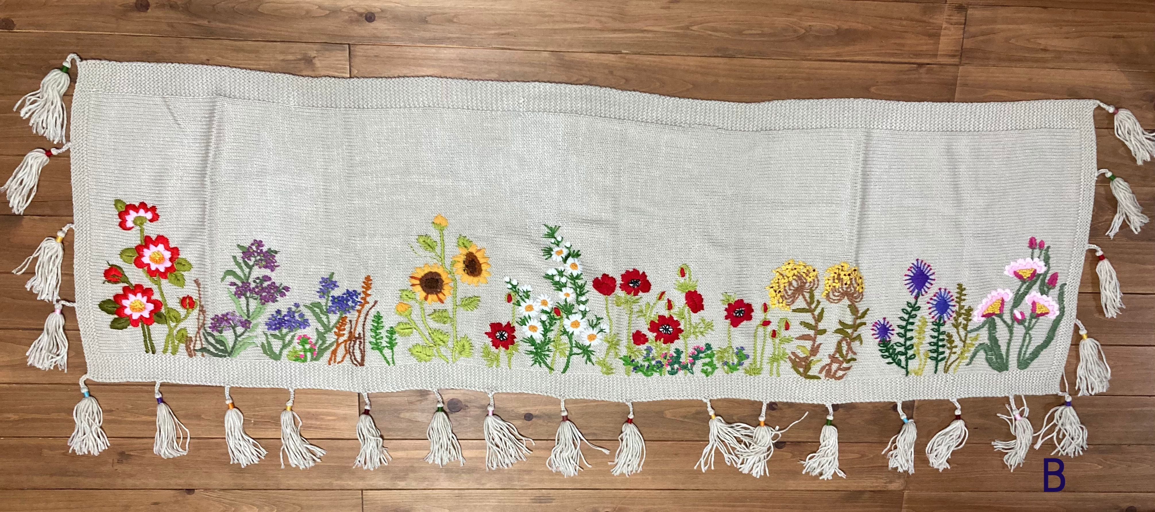 手編み・手刺繍毛糸ショール-シリアの春 (オリジナルミニトート付き)