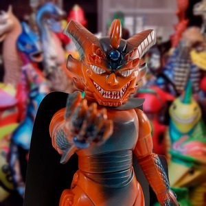 Neo Demon V-3  Vinyl God