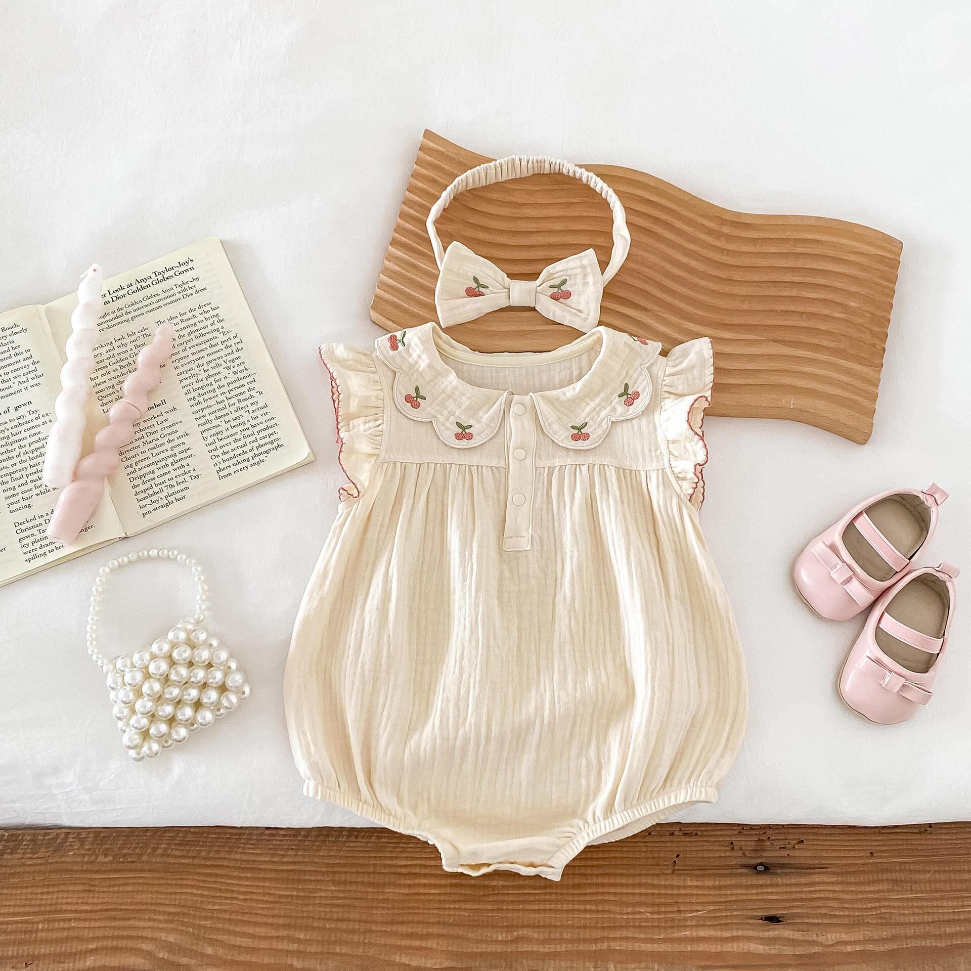 チェリーヘアバンド付きガーゼロンパース