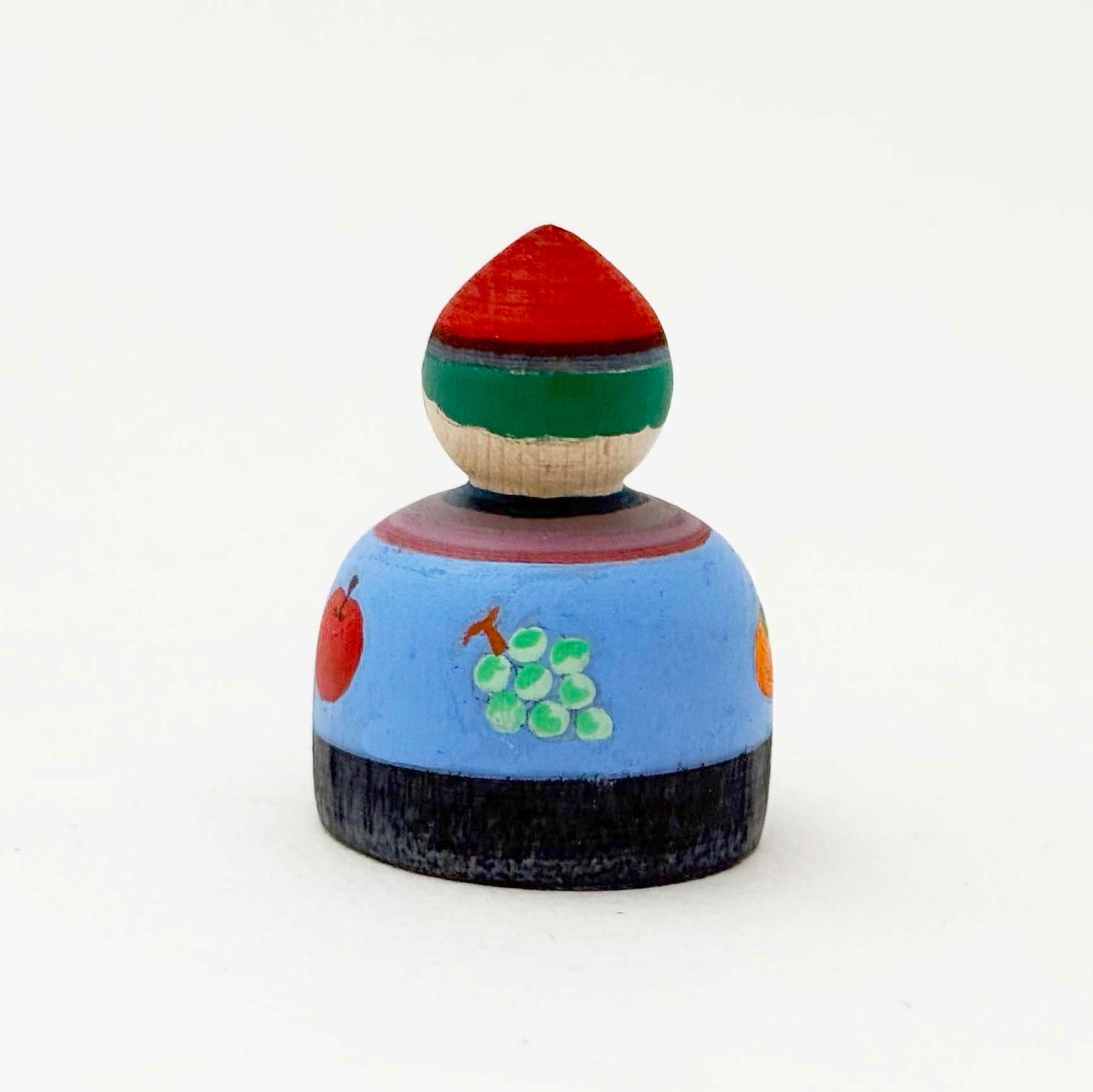 新型フルーツこけし / 笹原綾工人（青）