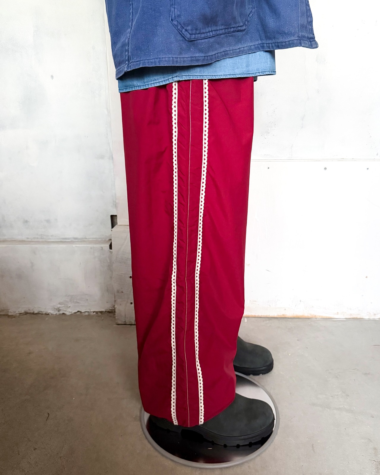 【THE NEW SOCIETY 18Y】LOGO JOGGING