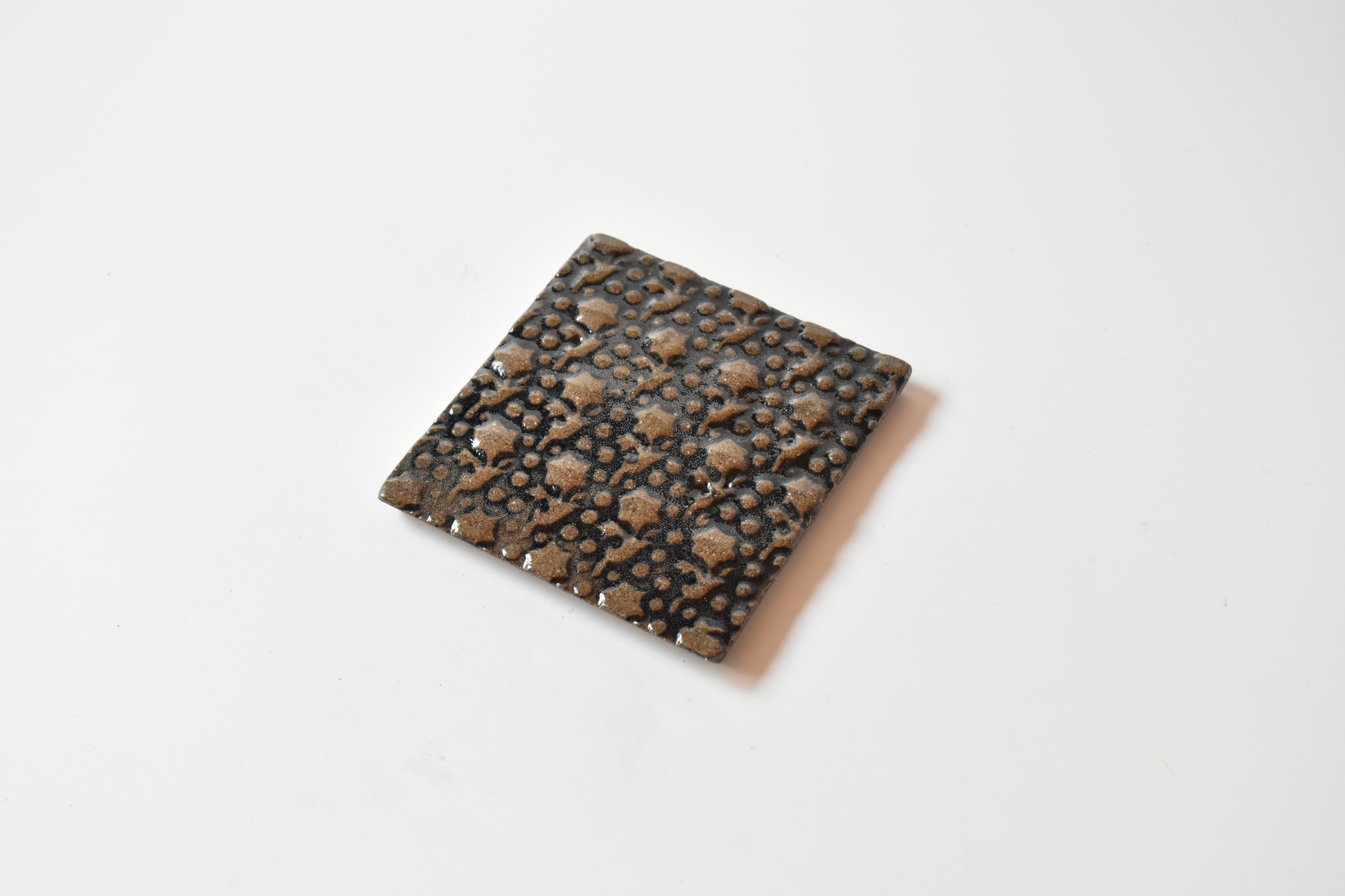 小代瑞穂窯 / 福田るい : しのぎ 5寸皿 斜めしのぎ 白 | 器と暮らし 旅船頭