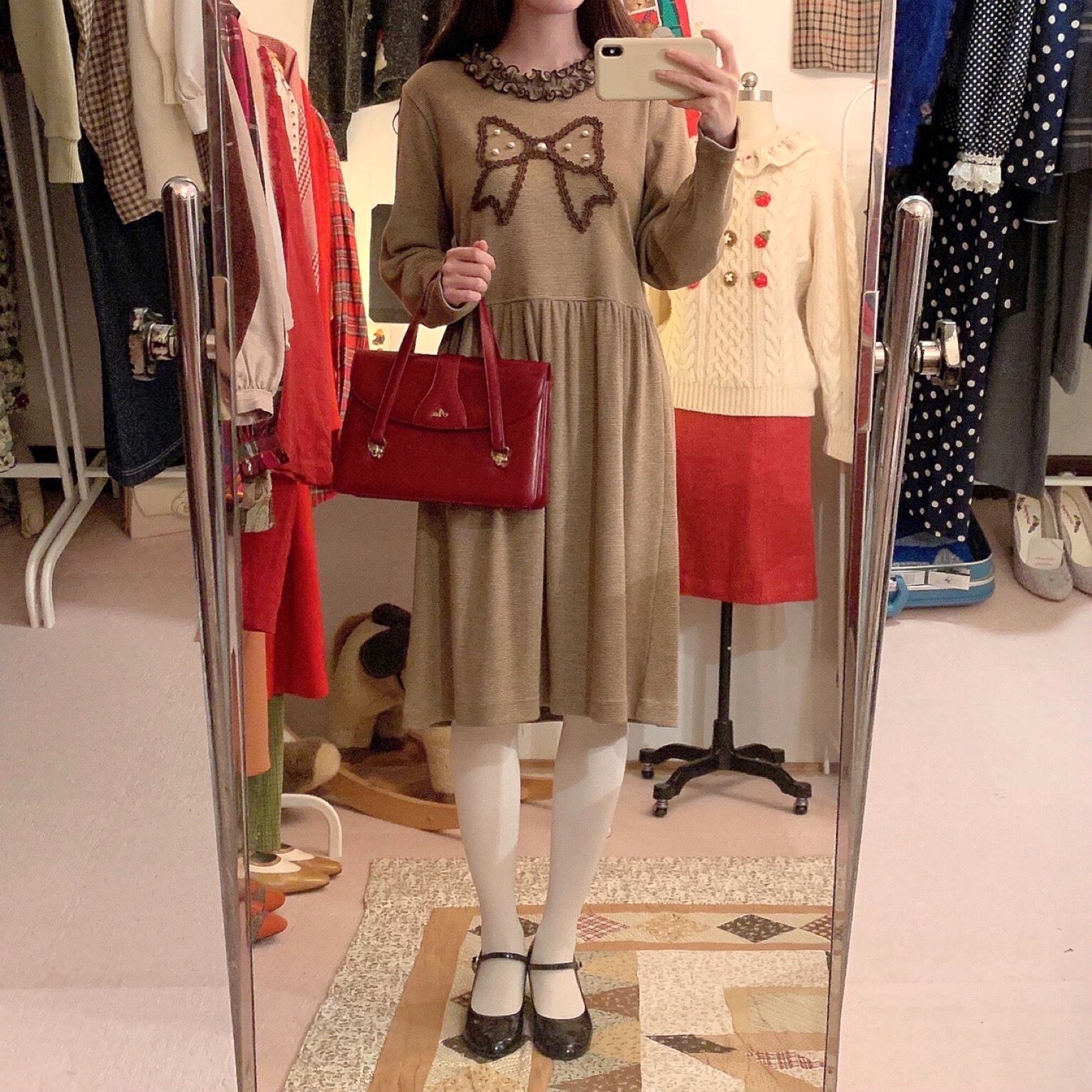 bordeaux square hand bag