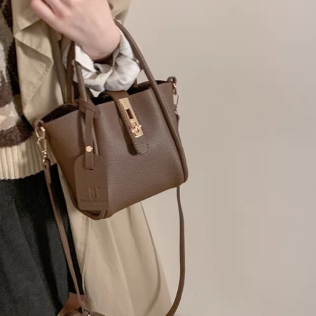 Bucket shoulder bag A1673