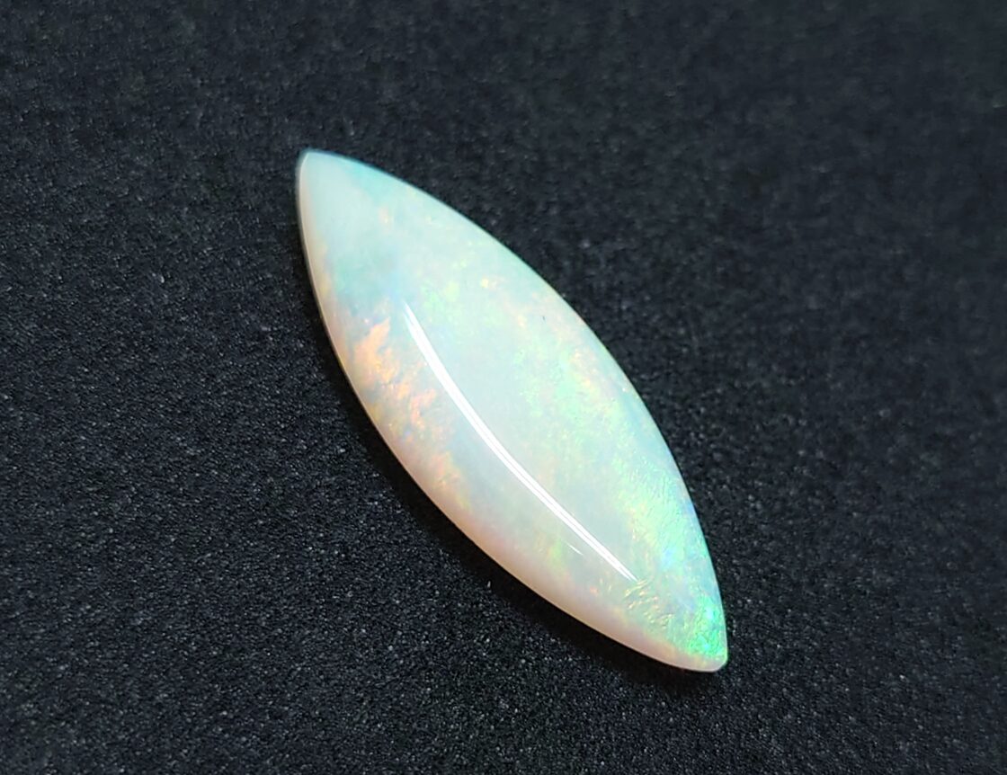 オパール 5.67ct ルース ちょいカケ（LA-6925） | Pay ID