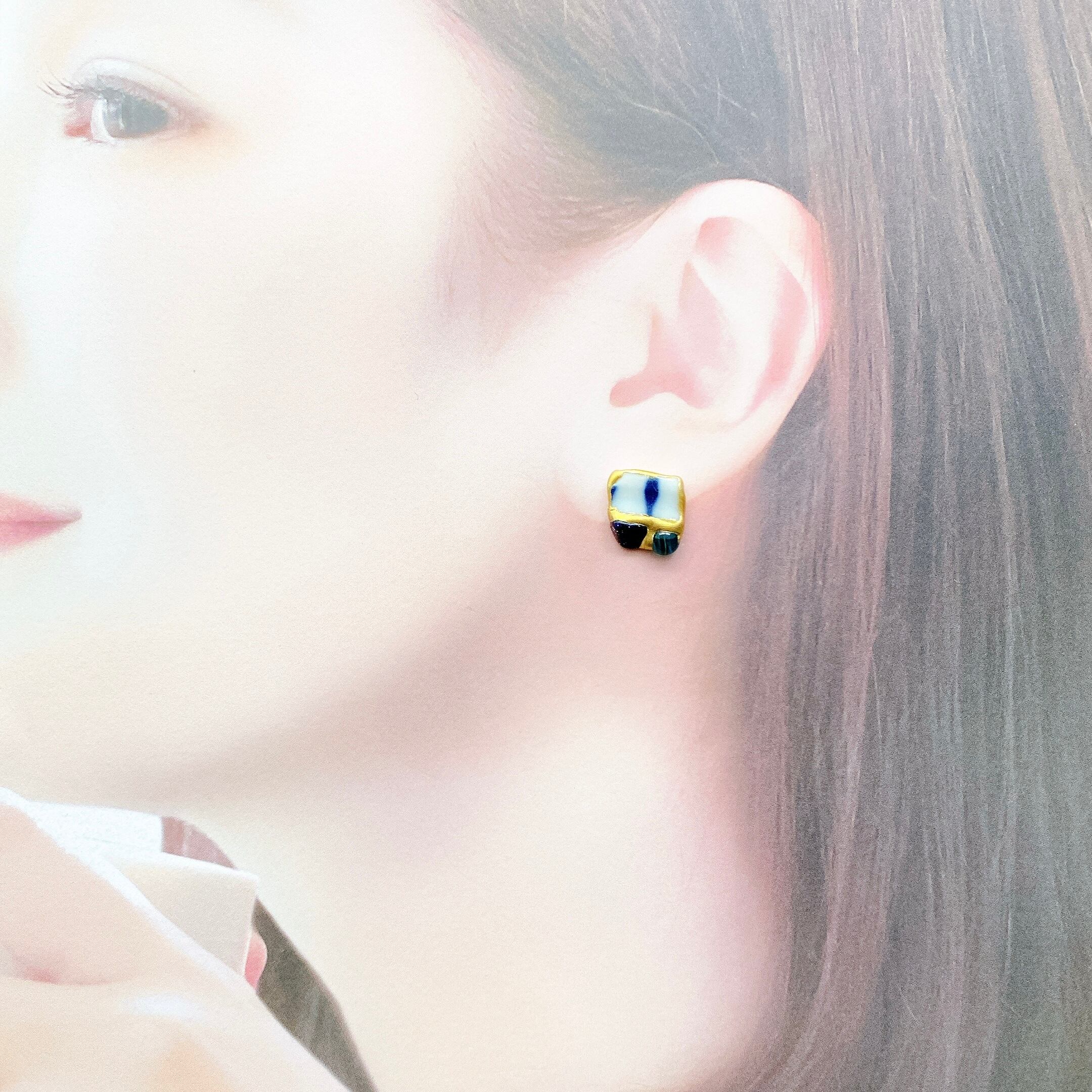 Beauty in the Deep シー陶器とブルーゴールドストーン 金継ぎ Beauty in the Deep シー陶器とブルーゴールドストーン 金継ぎ