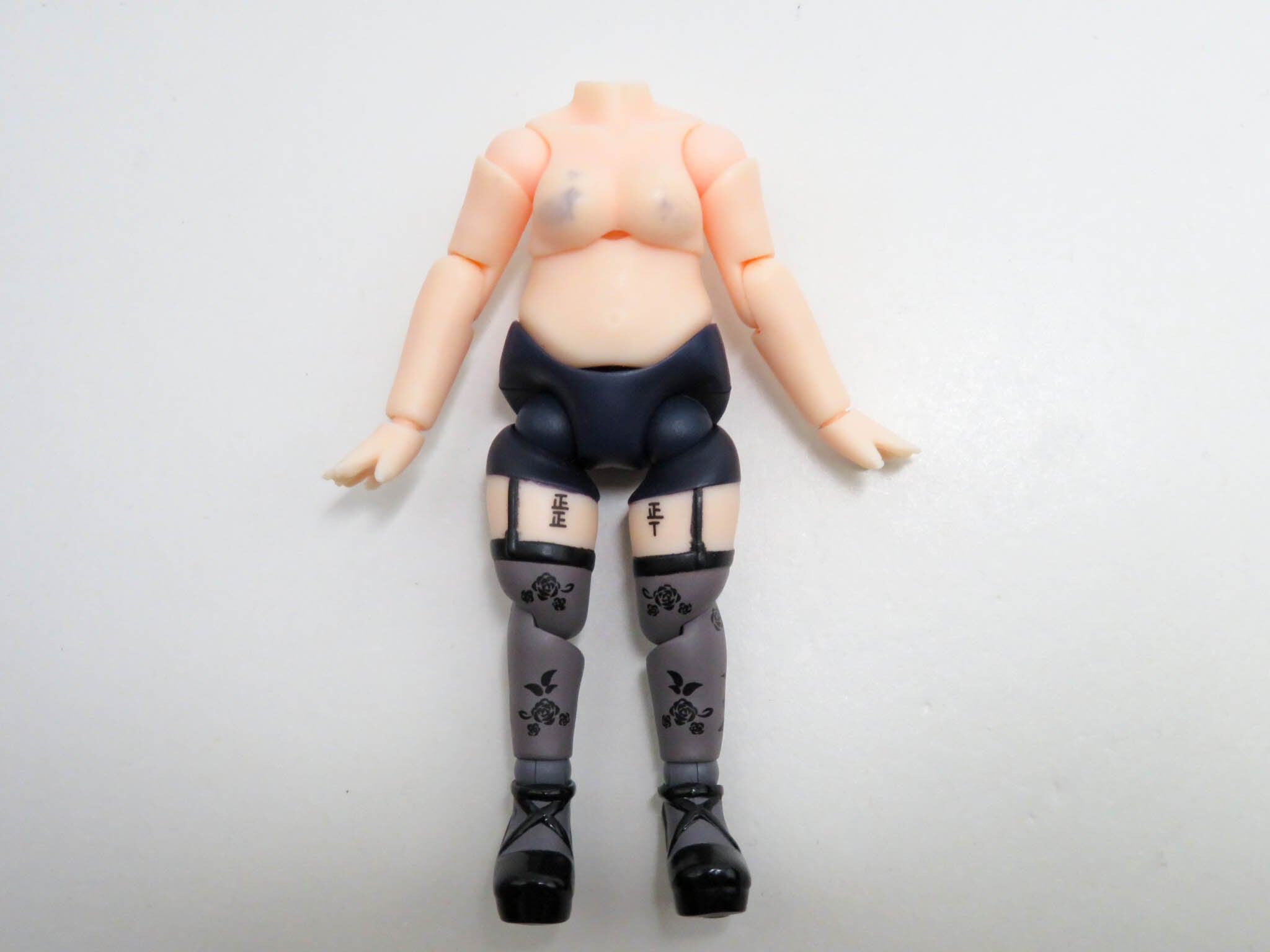 再入荷(A−ランク)ねんどろいどどーる 黒江雫 素体(靴セット)
