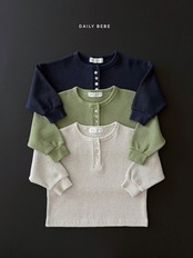 韓国子供服 / 26Autumn / 〖取寄〗DAILYBEBE / ワッフルヘンリーネックTシャツ / キッズ服 / ジュニア服 / 秋服 *XS~JL*