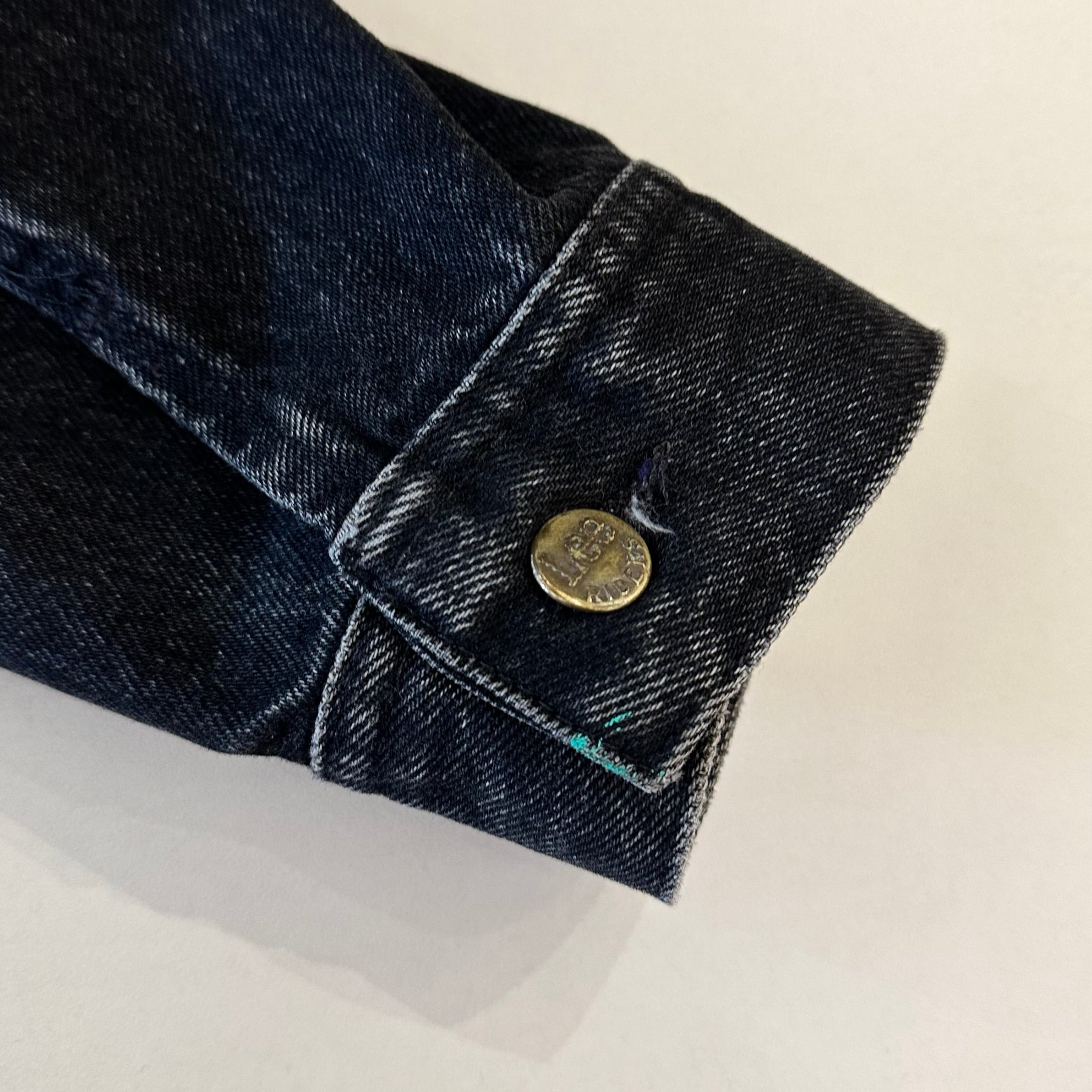 90's LEE 220 DENIM JACKET BLACK | BerBerJin Yuhodo 90's LEE 220 DENIM JACKET BLACK | BerBerJin Yuhodo