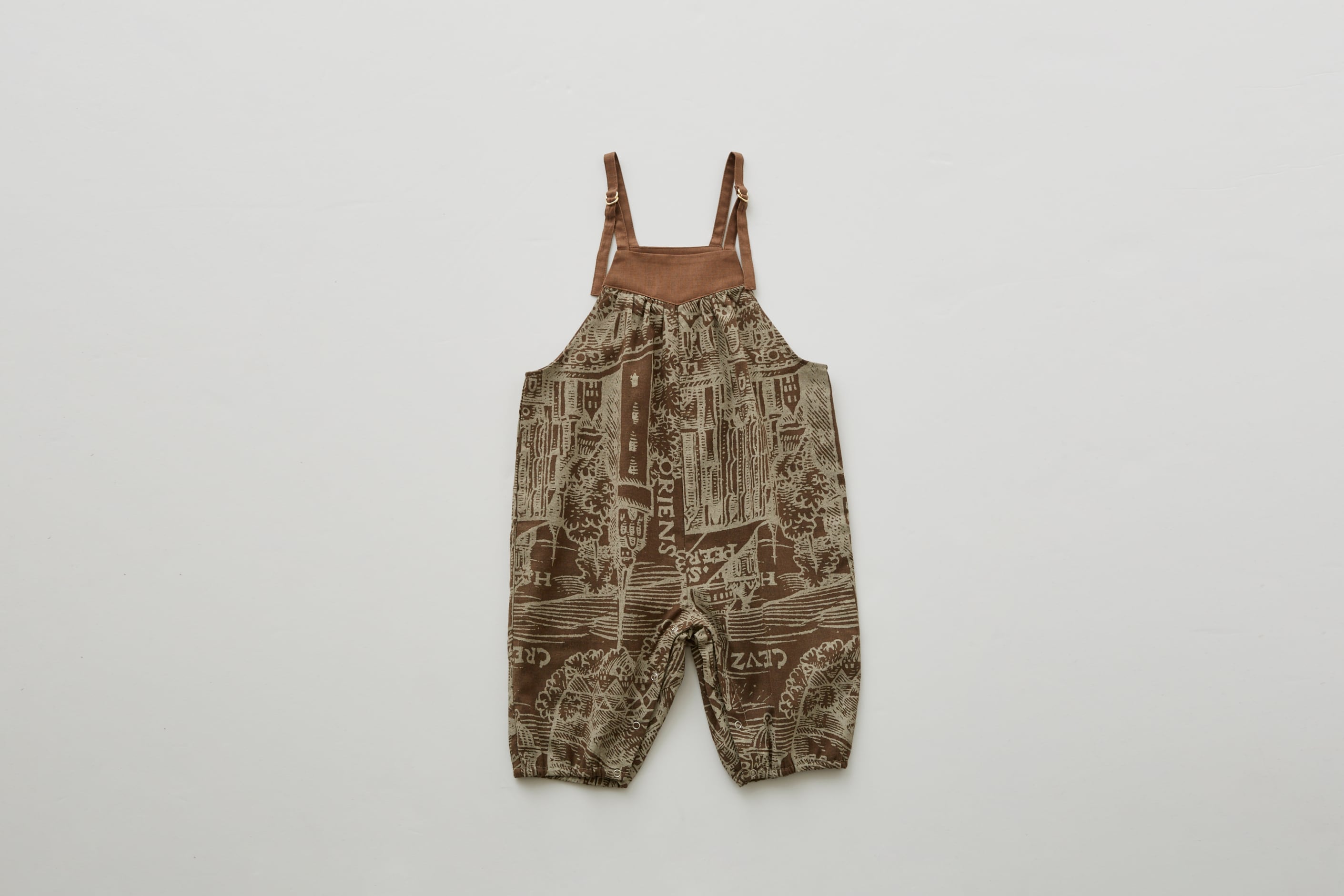 AWeLfinFolkエルフィンフォルクCastle town print rompers brown