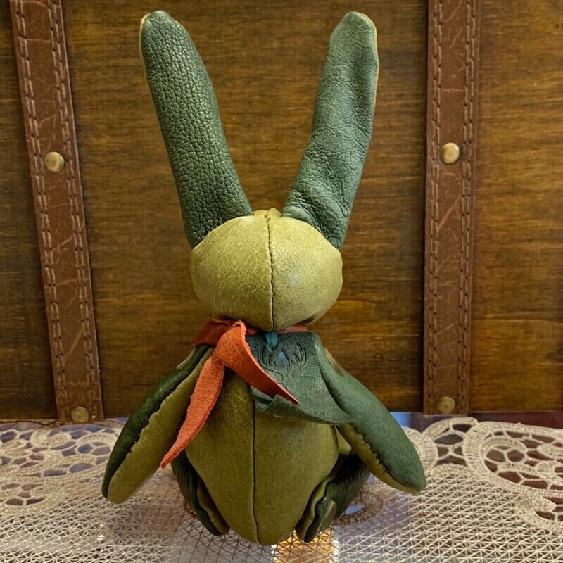 ジビエレザー鹿革ベルラビ★端革を使ってアップサイクル「ベルズラビット」写真の1点販売です　グリーン×ピスタチオグリーン