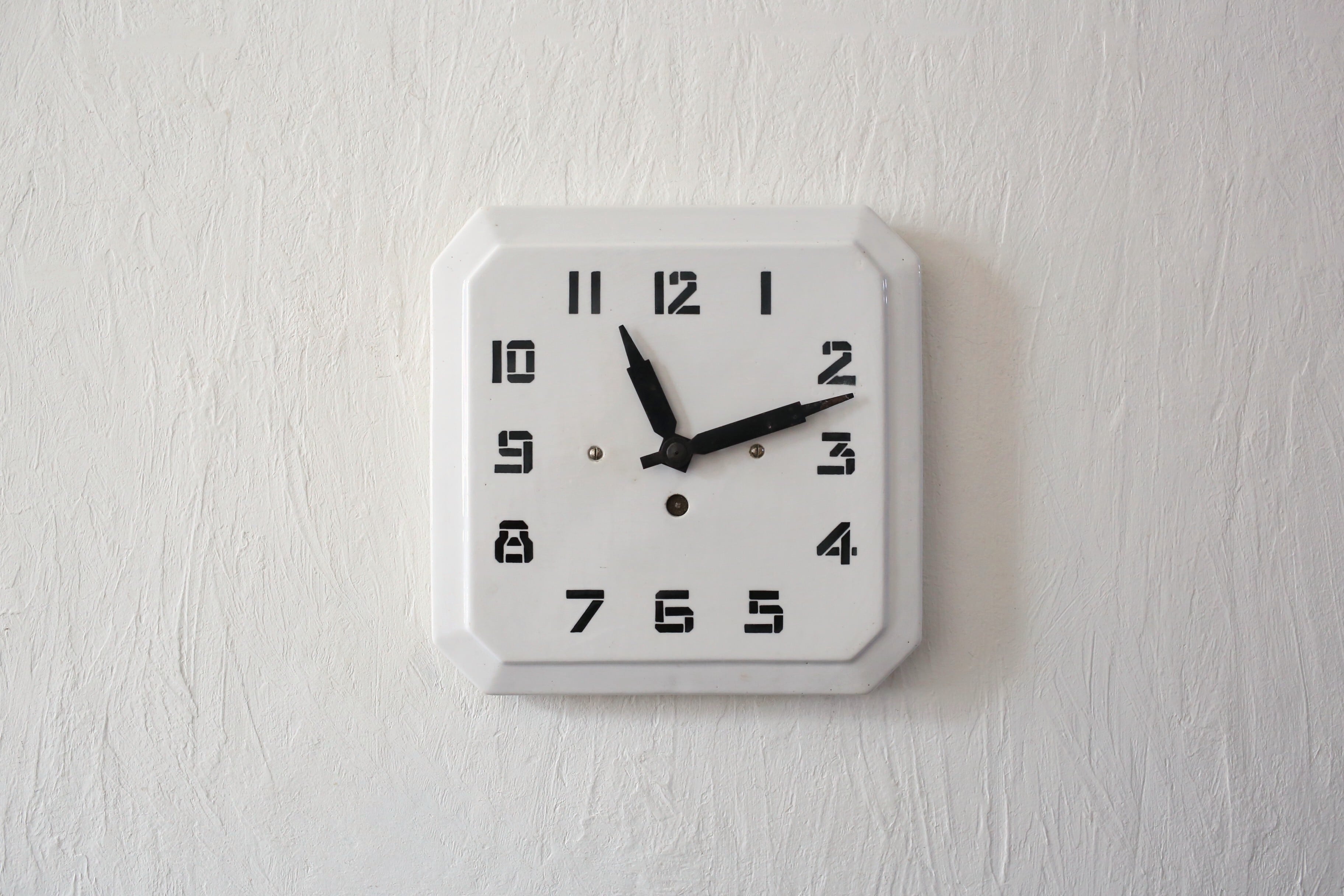 フランス アンティーク ヴィンテージ 陶器 クレイユモントロー HBCM 八角形 掛時計(電池式クォーツ交換済)N-06597