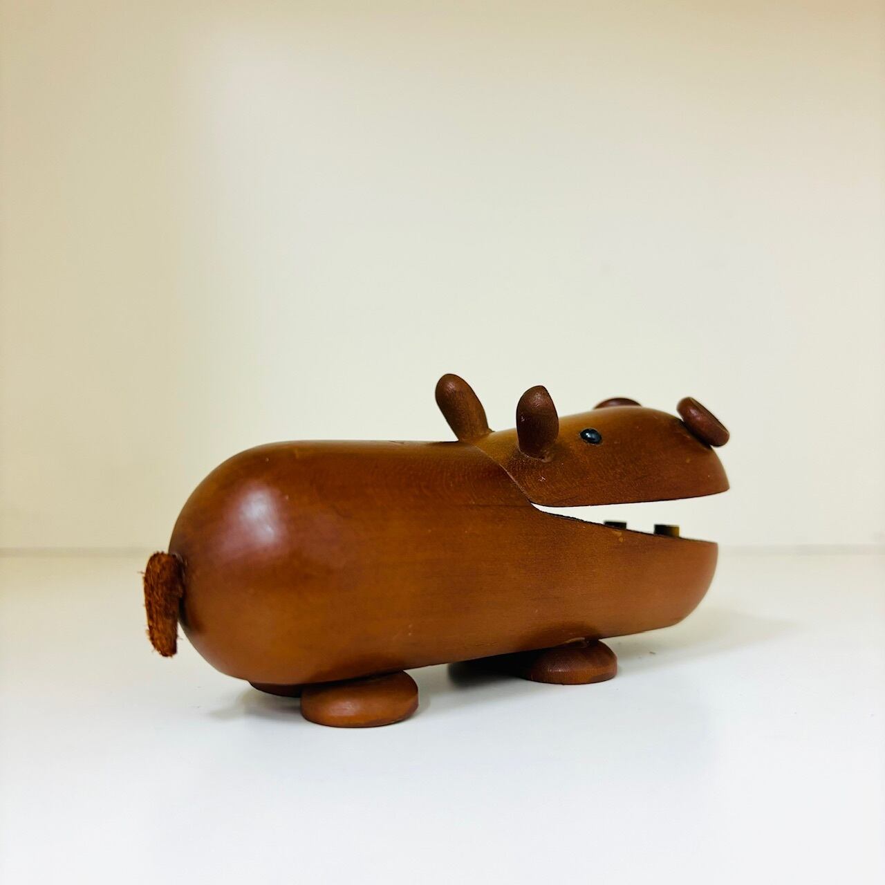 千趣会 ロイヤルペット カバ HIPPOPOTAMUS 木製 置物 オブジェ