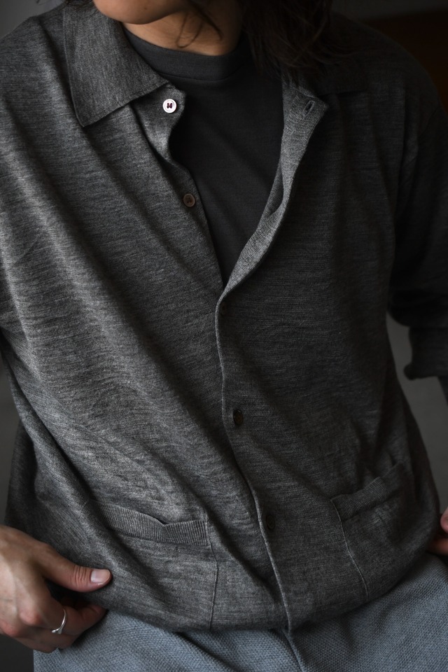 BATONER / CHOMA POLO CARDIGAN (GREIGE)