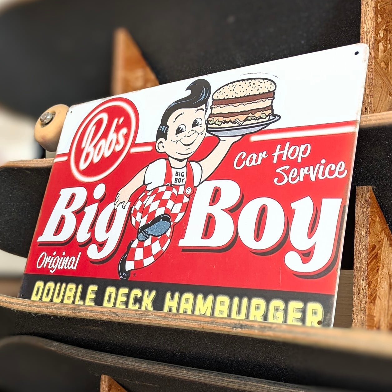 送料無料！ちょうどいいブリキ看板 【ビッグボーイ（Big Boy）】 METAL SIGN / メタルサイン / ブリキ看板 / サインボード / ビンテージ加工〚アメリカン雑貨 アメトイ〛
