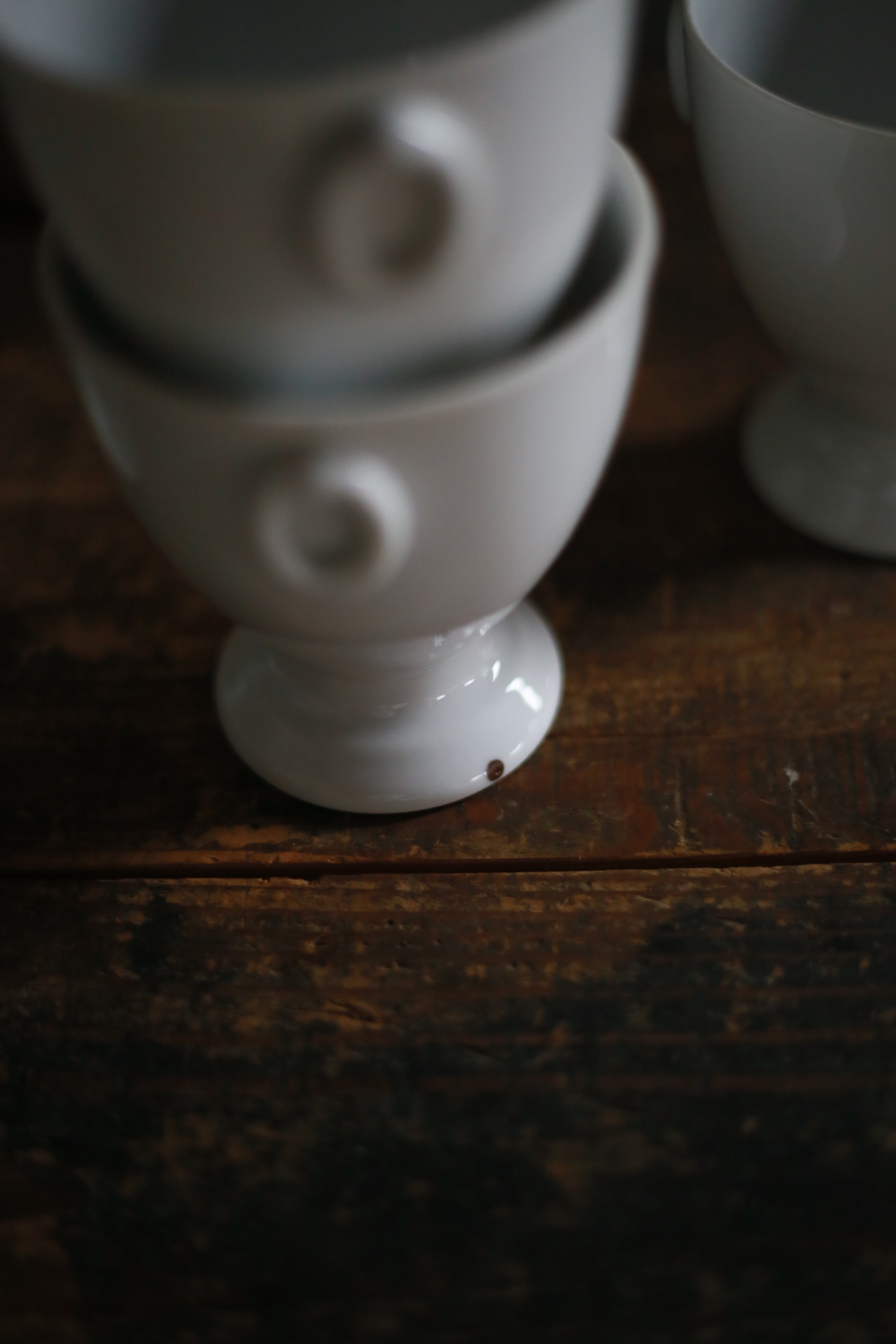 古い国産の白磁ゴブレット