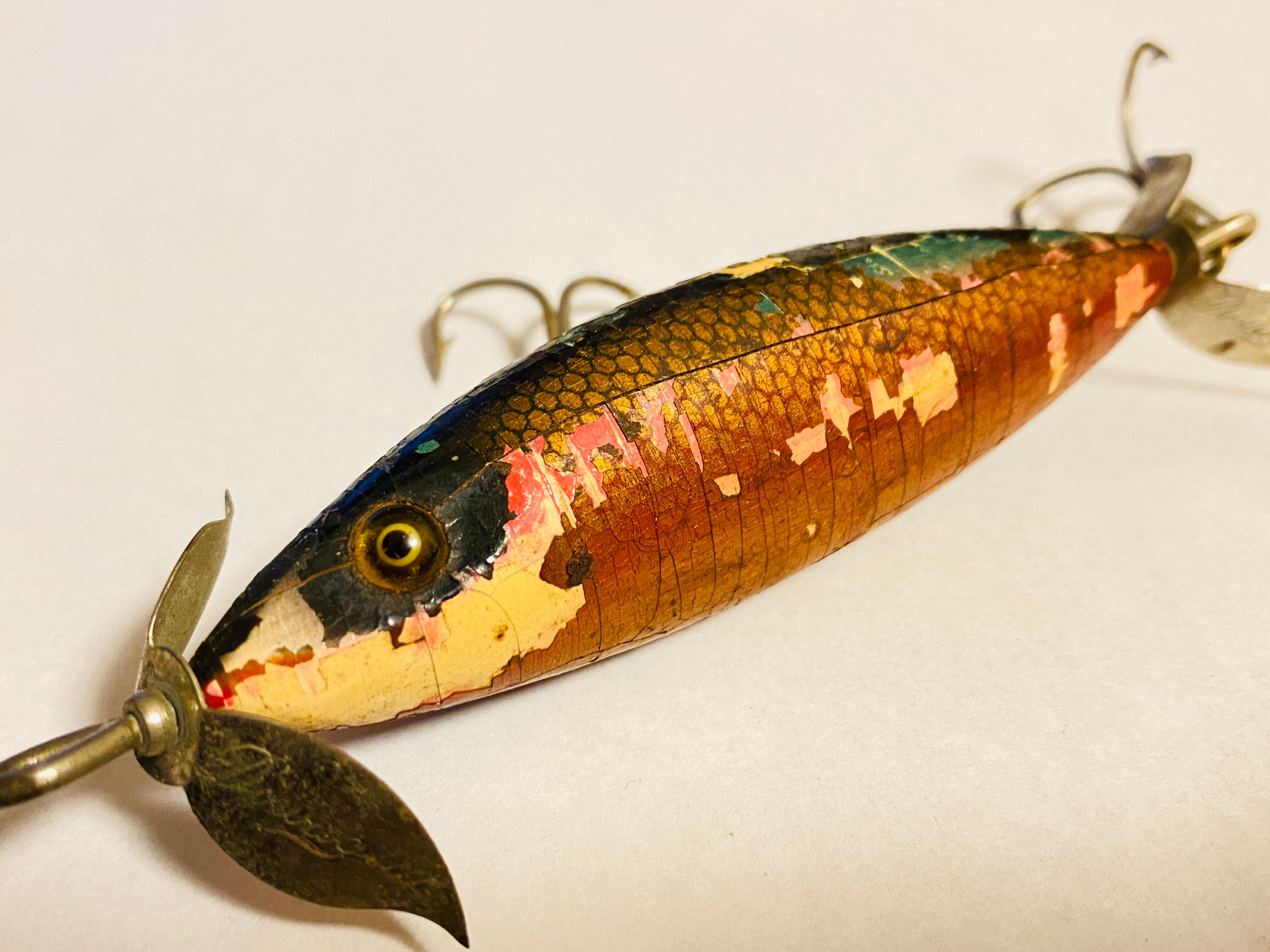 20-30s Heddon 『SOS Wounded Minnow』[8807] | Tackleshop GTA