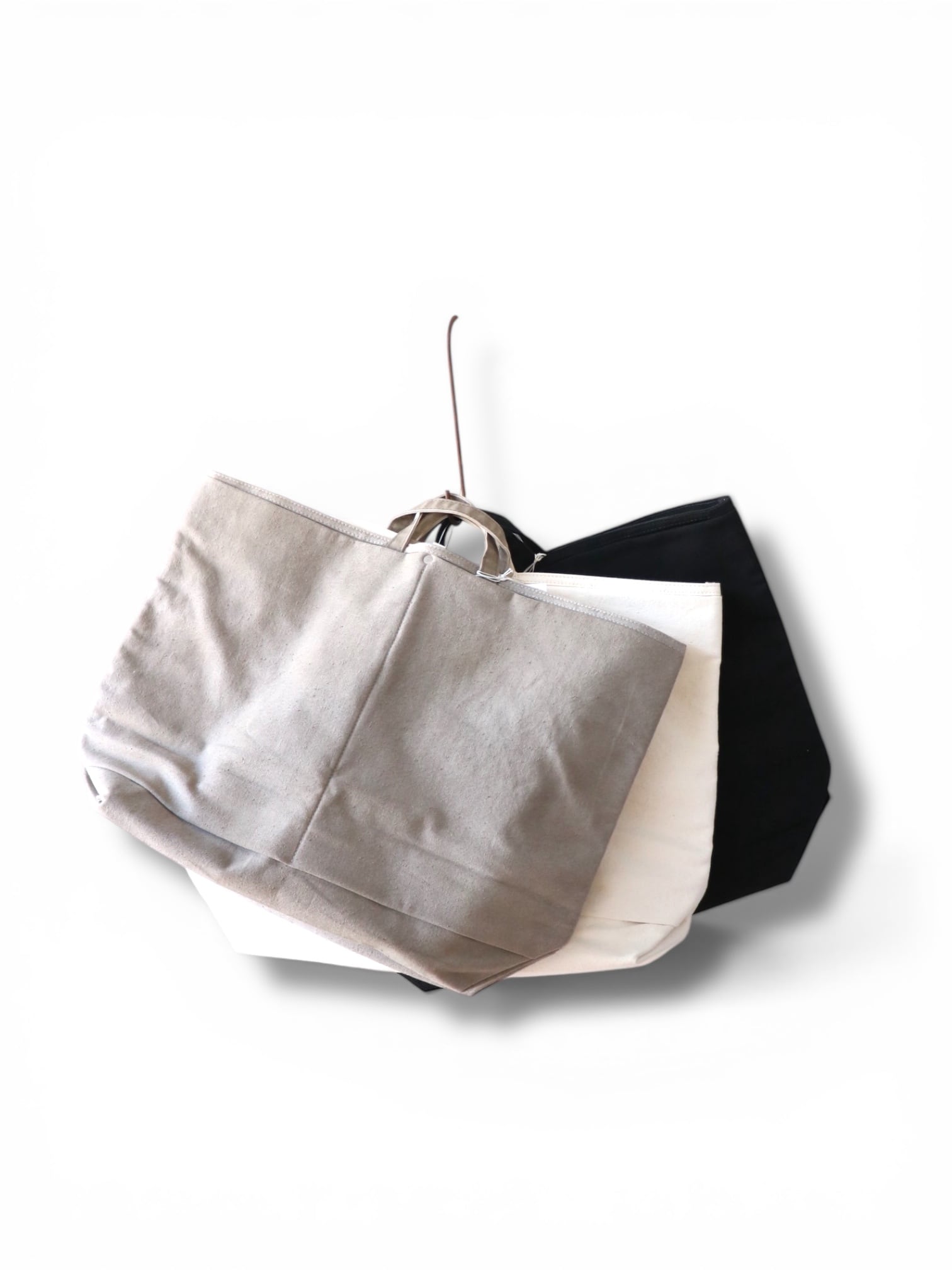 Ancellm -with This is a(n) C/R DUCK BAG- / ANC-GD19 / アンセルム