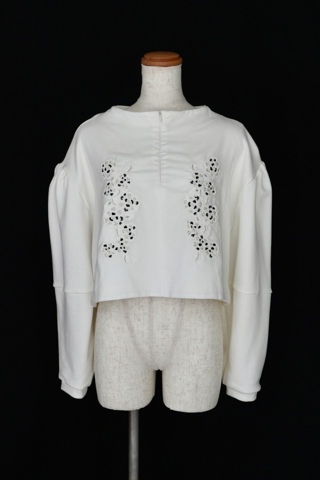 Embroidery Puff Sweat