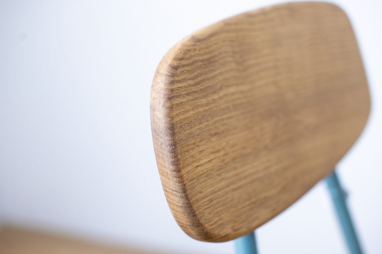 GOOD LUCK CHAIR 010