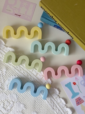 paper stand