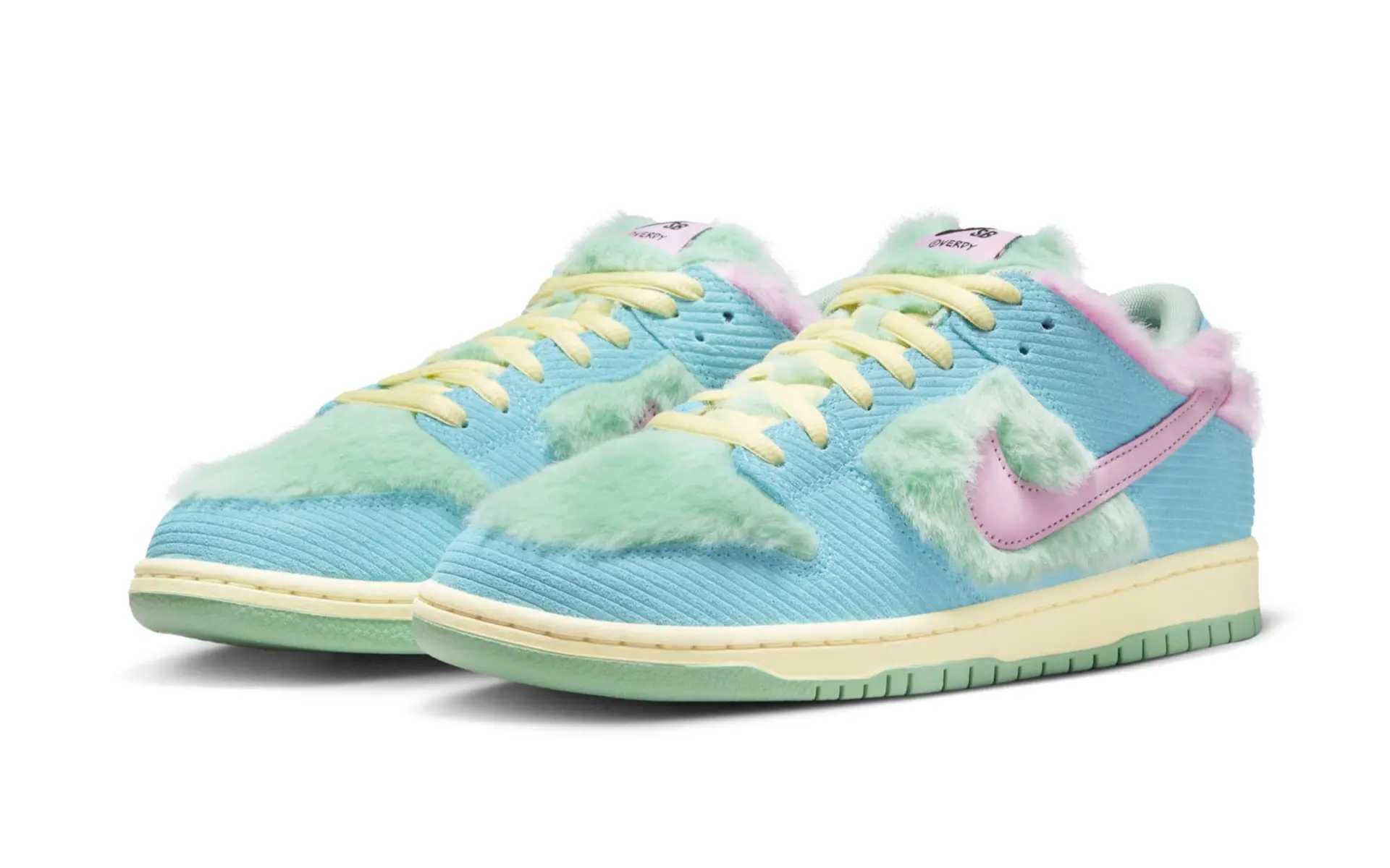NIKE SB DUNK LOW QS PRO 