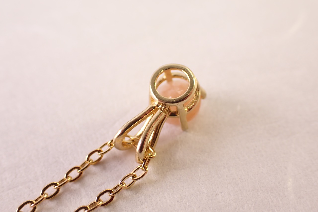 ピーチムーンストーンネックレス　0.81ct [D12‐167]