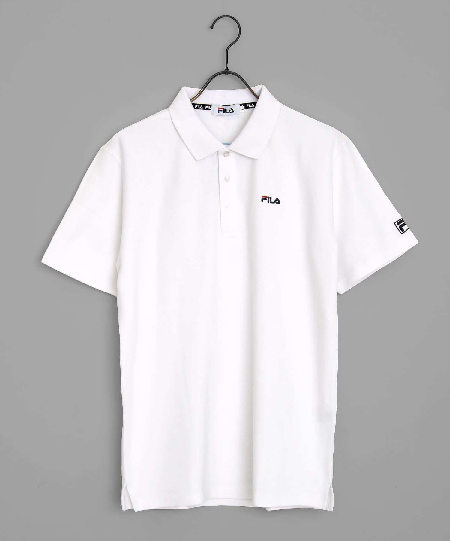 ユニセックス向けのブランドをメインにした、カジュアルな洋服や服飾