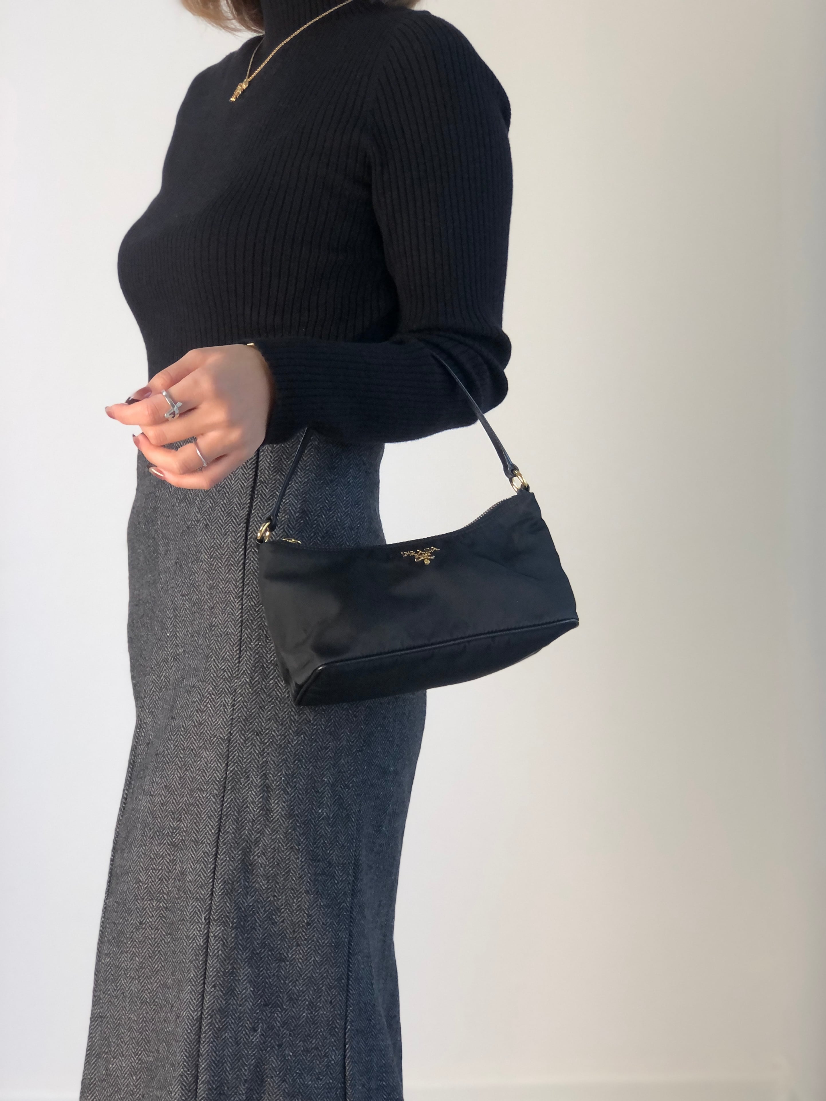 PRADA プラダ ハンドバッグ ブラック ロゴ ナイロンvintage ヴィンテージ オールド 4kewfr