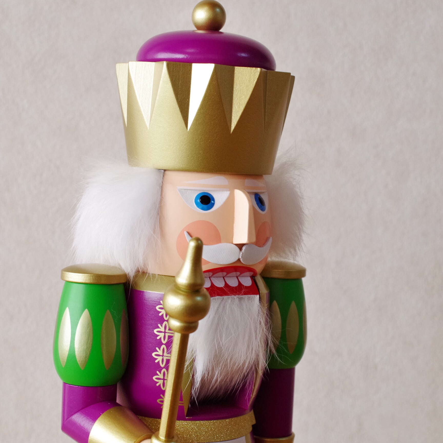 くるみ割り人形 王様 パープル×グリーン 40cm | 木のおもちゃ専門店
