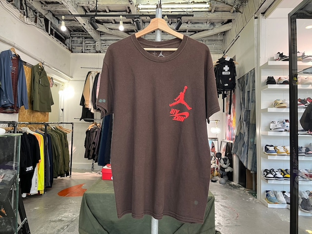 TRAVIS SCOTT × NIKE CACTAS JACK JORDAN HIGHEST TEE BROWN LARGE 09194