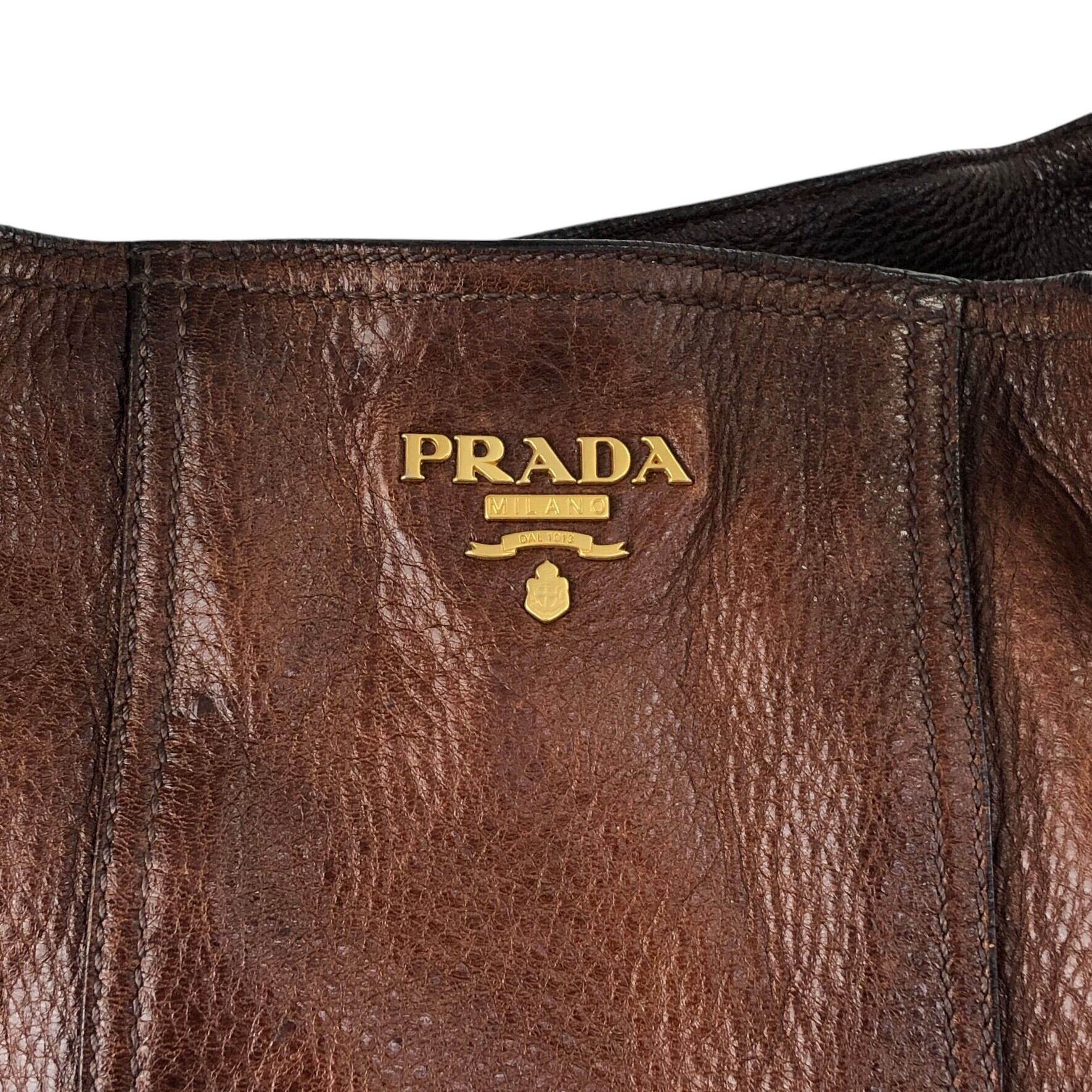 PRADA プラダ ショルダーバッグ ブラウン ロゴ レザー ワンショルダー