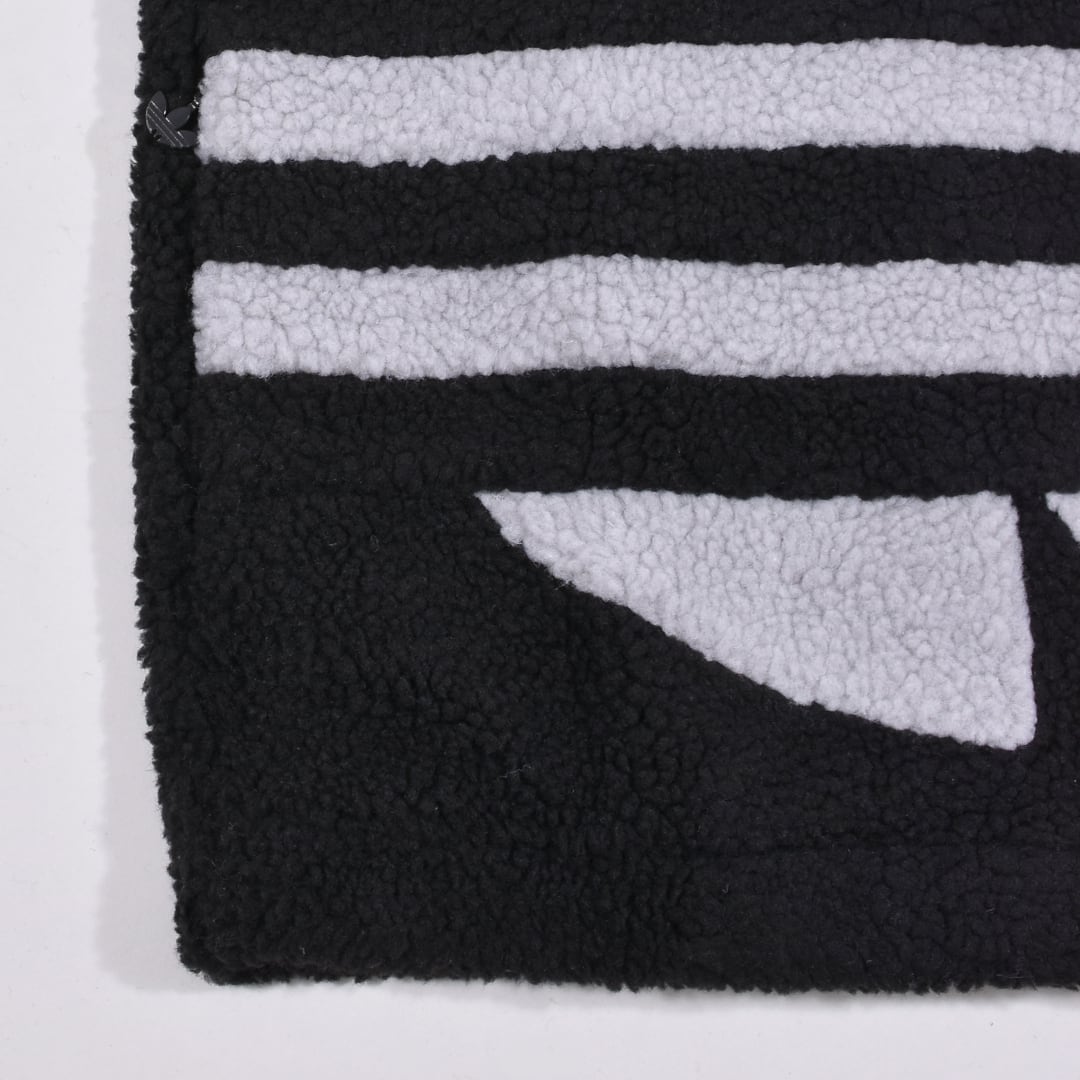 adidas】ボアフリースジャケット | VOLCAN&APHRODITE adidas】ボアフリースジャケット | VOLCAN&APHRODITE