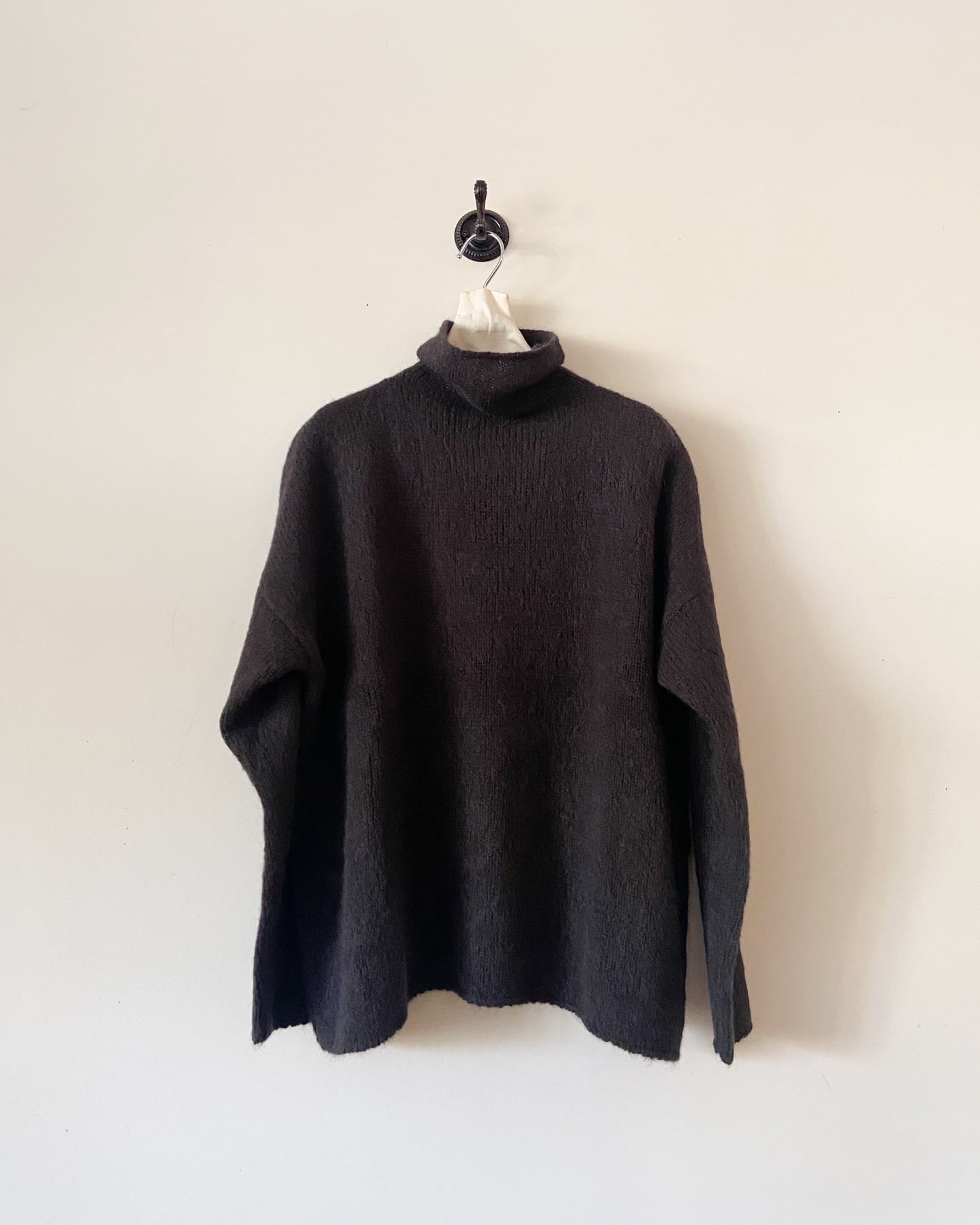 evam eva アルパカリリータートルネック