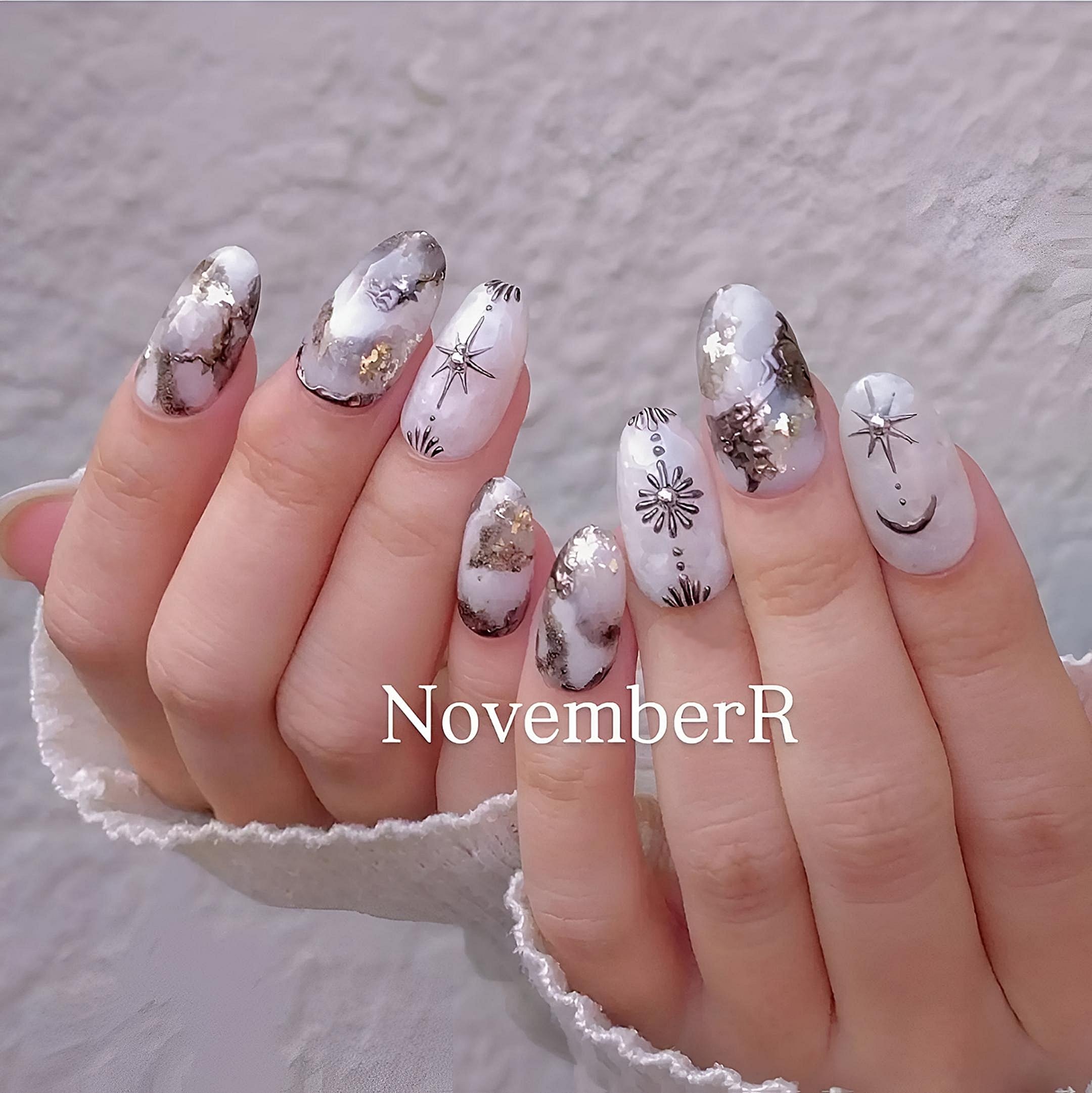 LA858☆ニュアンスネイルチップ | NovemberR 〰️ネイルチップ販売〰️