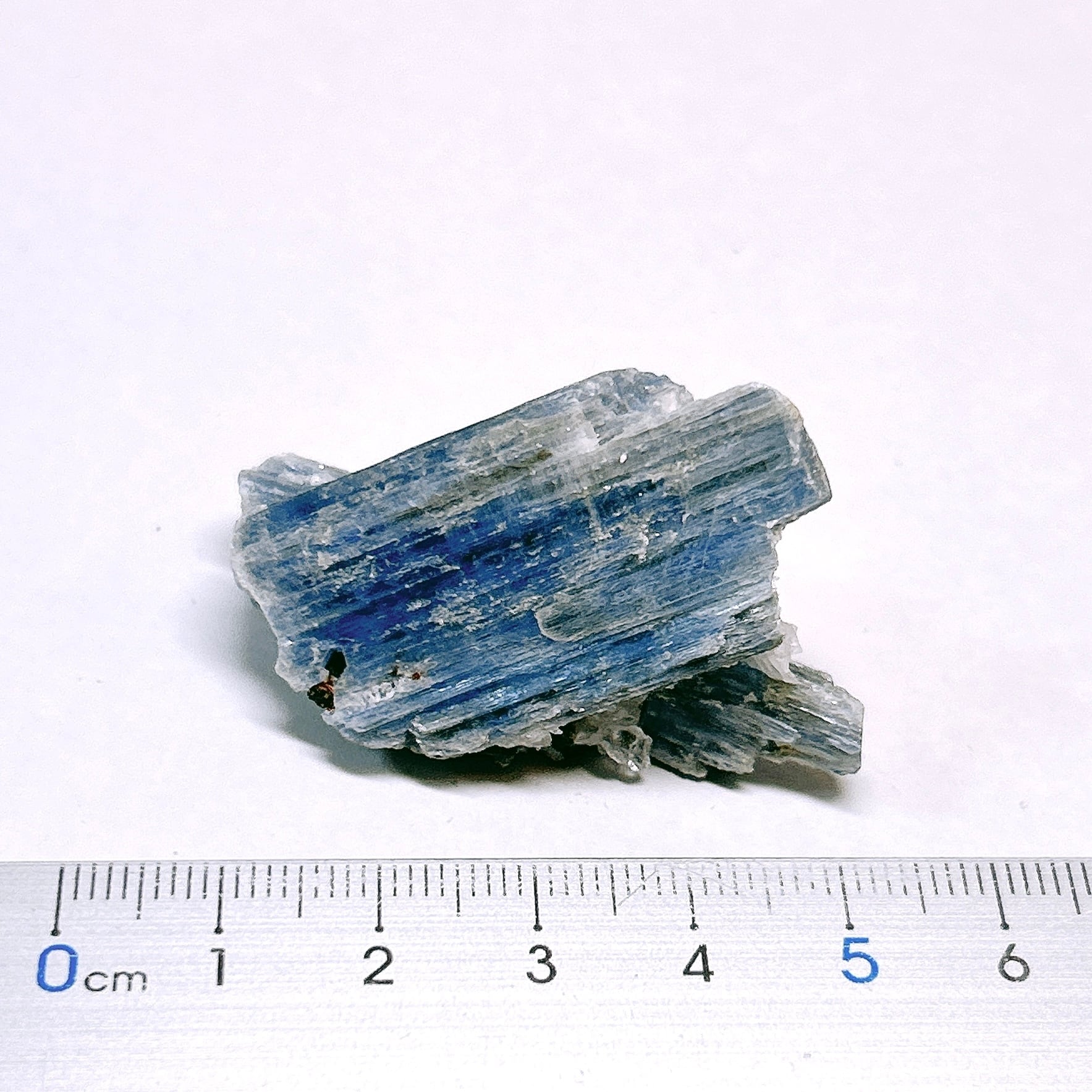 E101552】藍晶石 カイヤナイト 原石 ブラジル Kyanite 天然石 鉱物