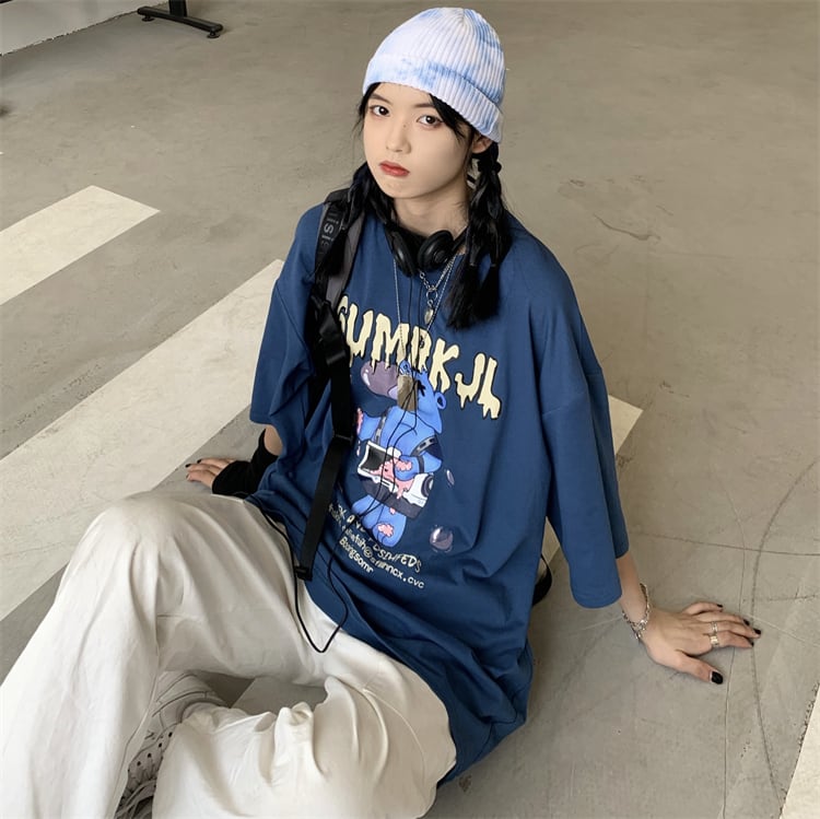 送料無料】KOREA ダークスタイルプリントルーズカジュアルTシャツ