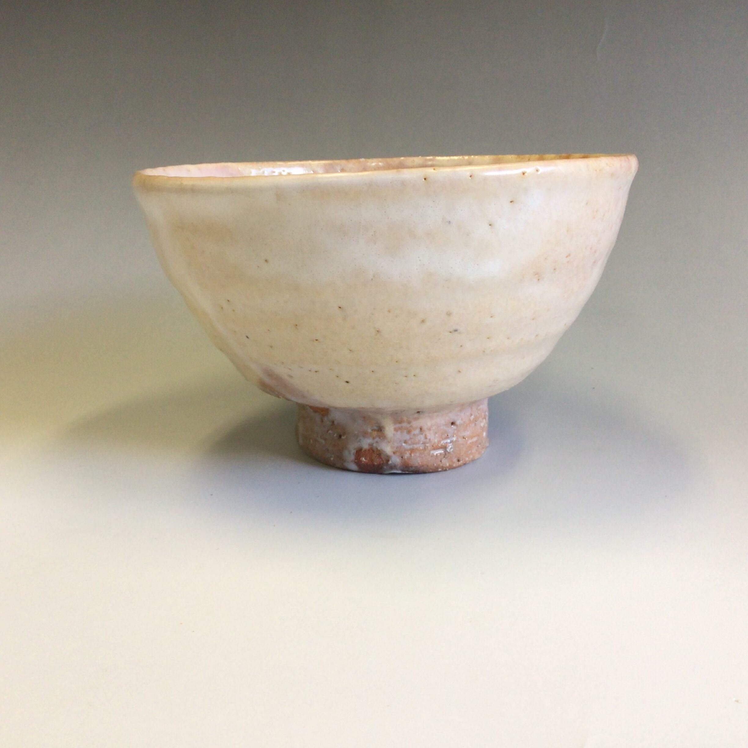 茶盌 井戸 粉引き 琵琶色 | Pay ID