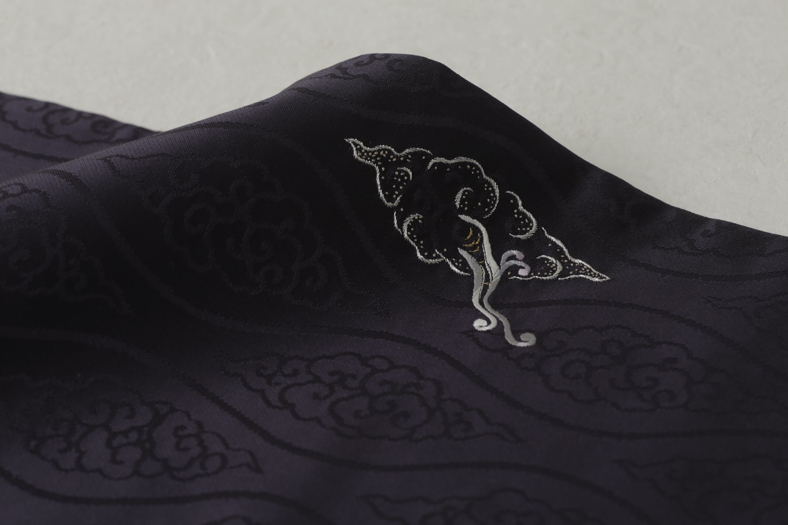 雲立涌に雨龍 手刺繍昼夜帯／お仕立て済 | 雨庵