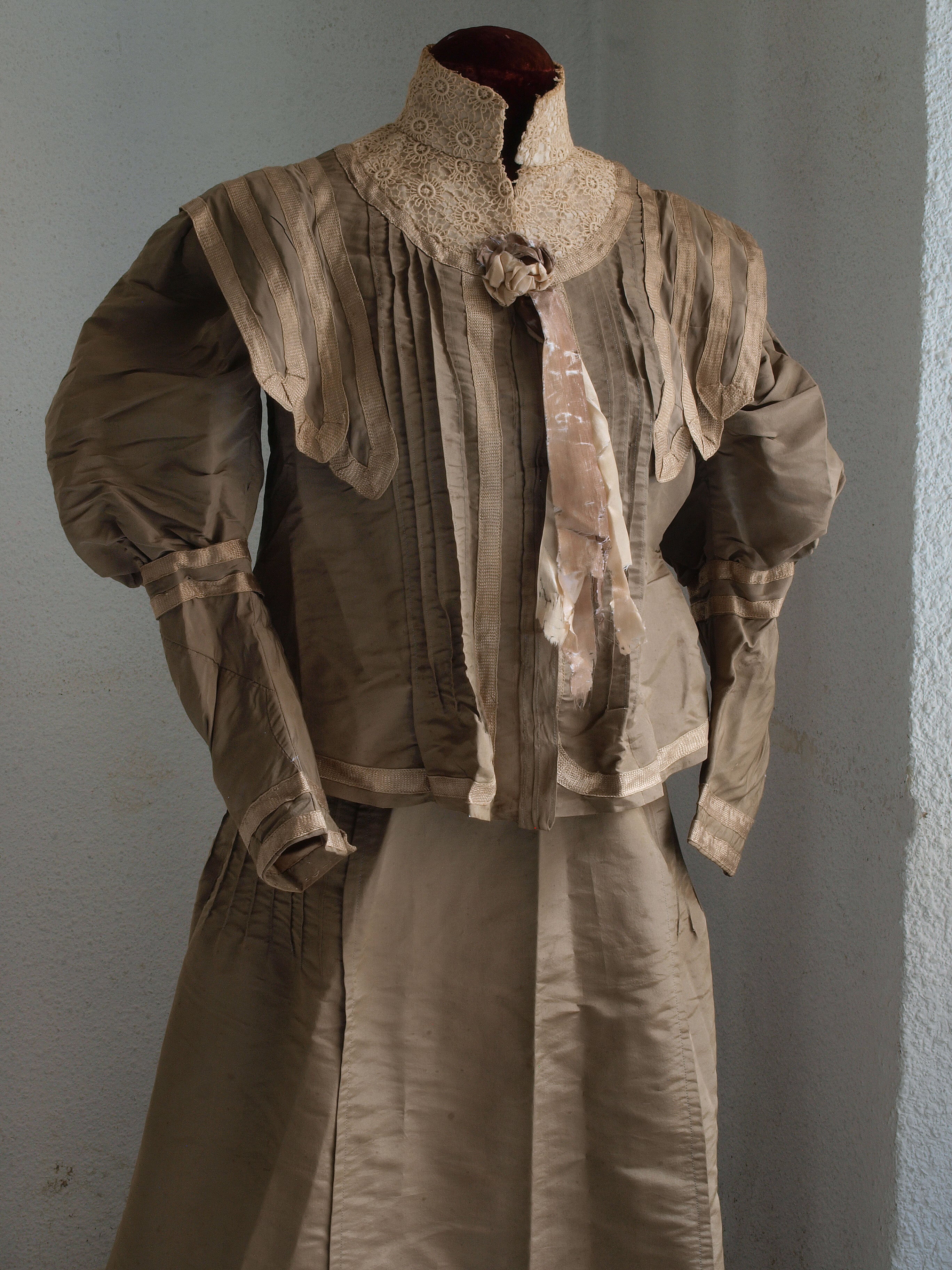 博物館 シルクジャケットとスカート ドレス ヴィクトリアン ジュポン