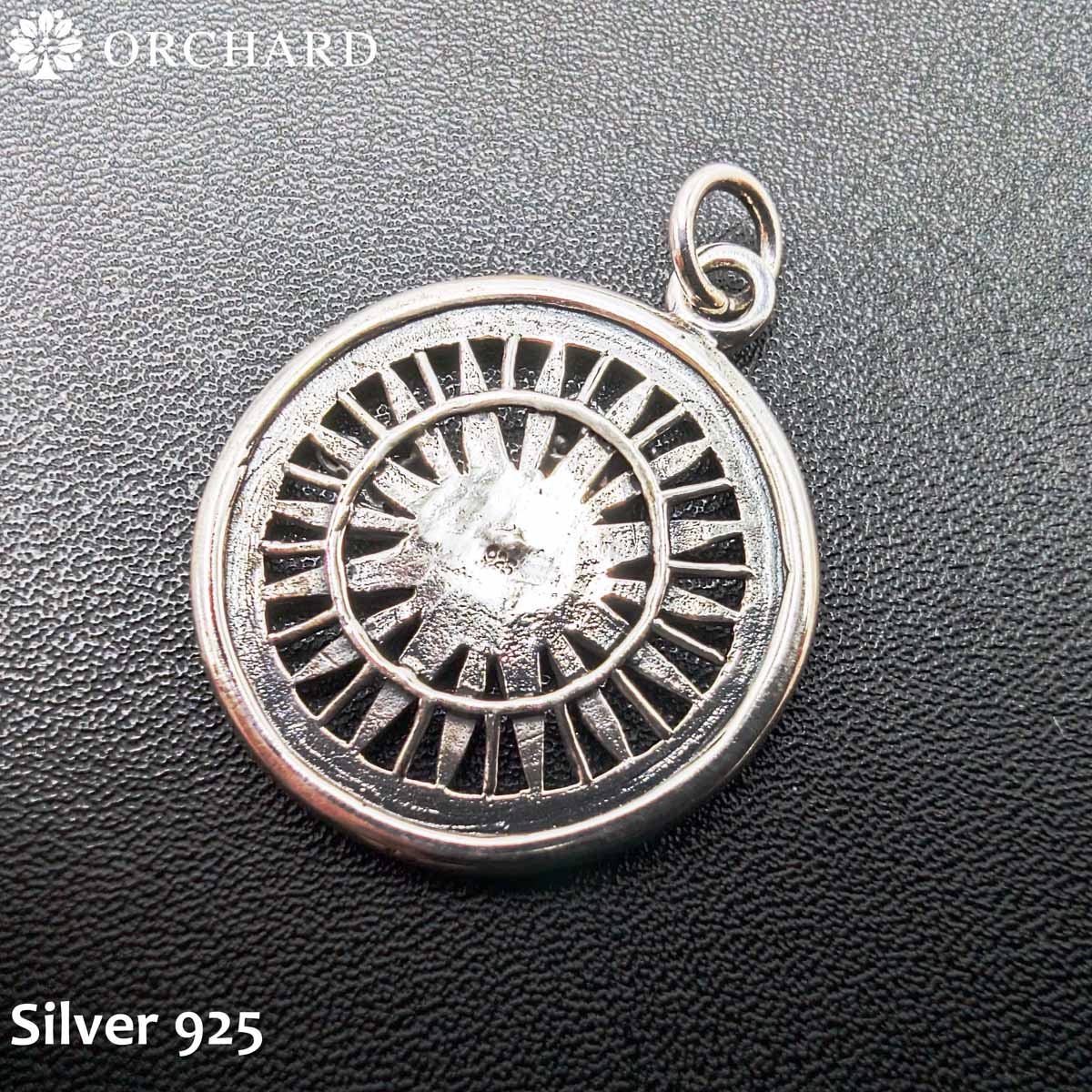 シルバー925 コンパス モチーフ 真円 ペンダント ネックレス