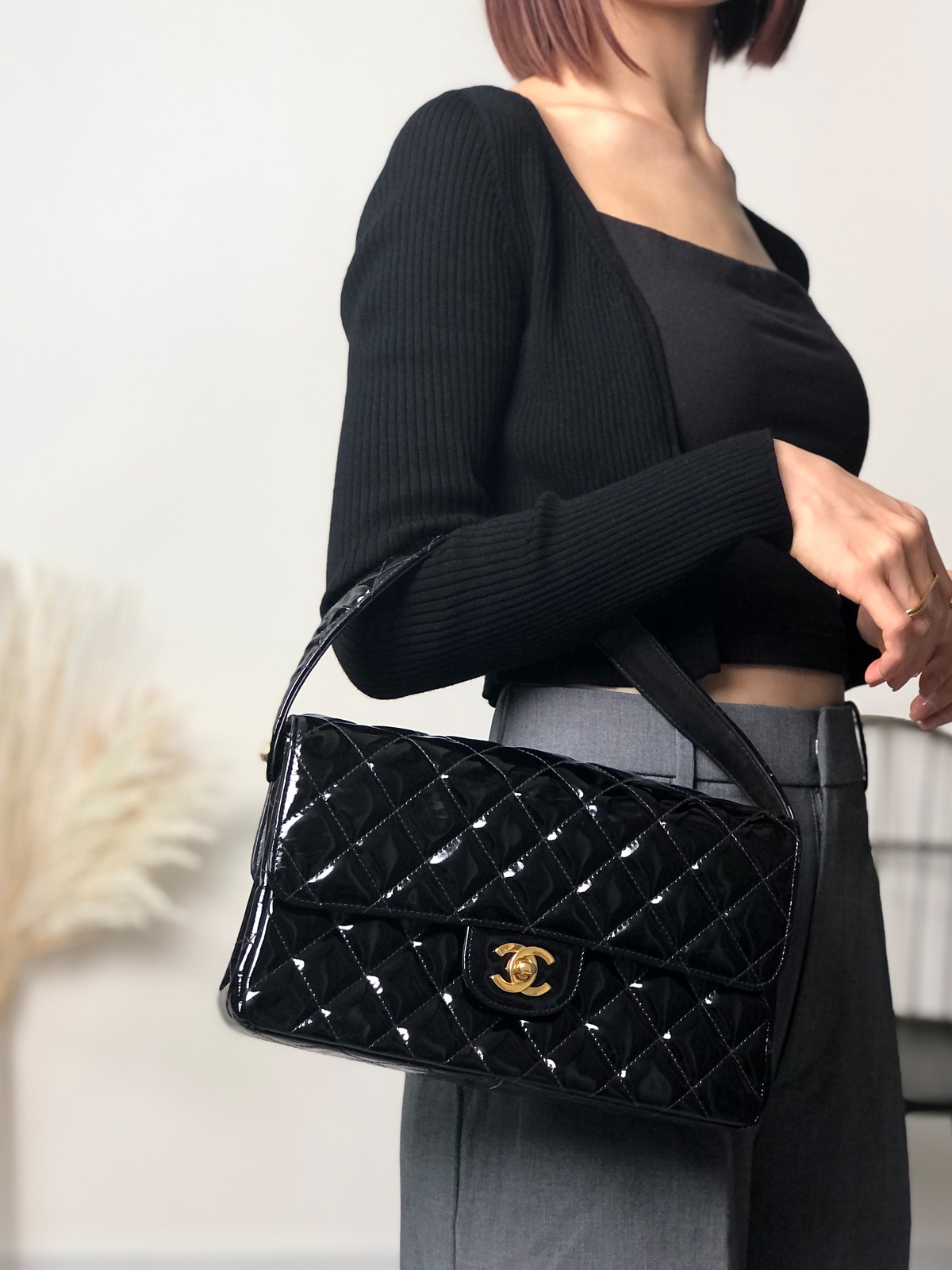 CHANEL シャネル マトラッセ ハンドバッグ ブラック ココマーク 