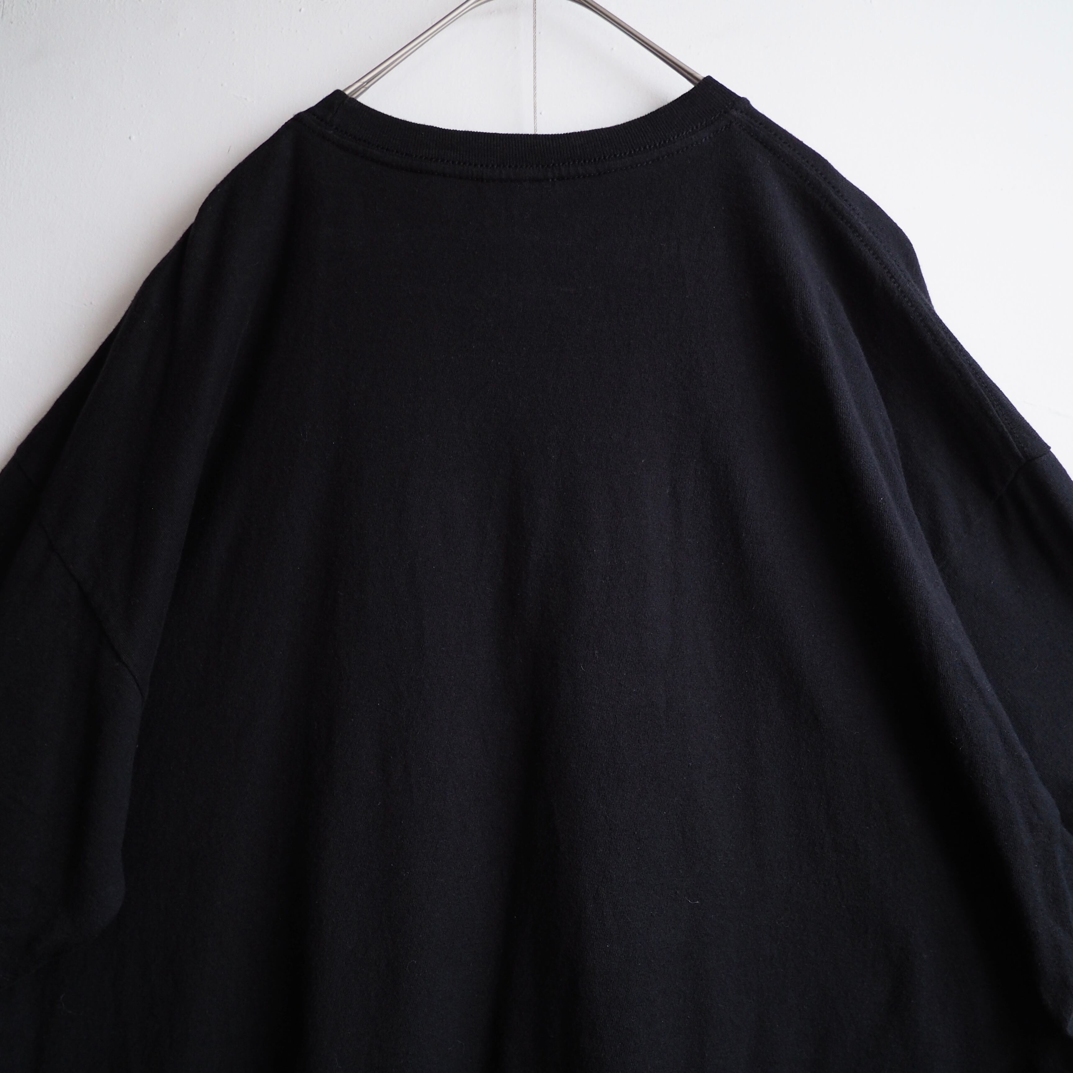 ” Animal wars ” Movie parody printed Black loose silhouette Tee