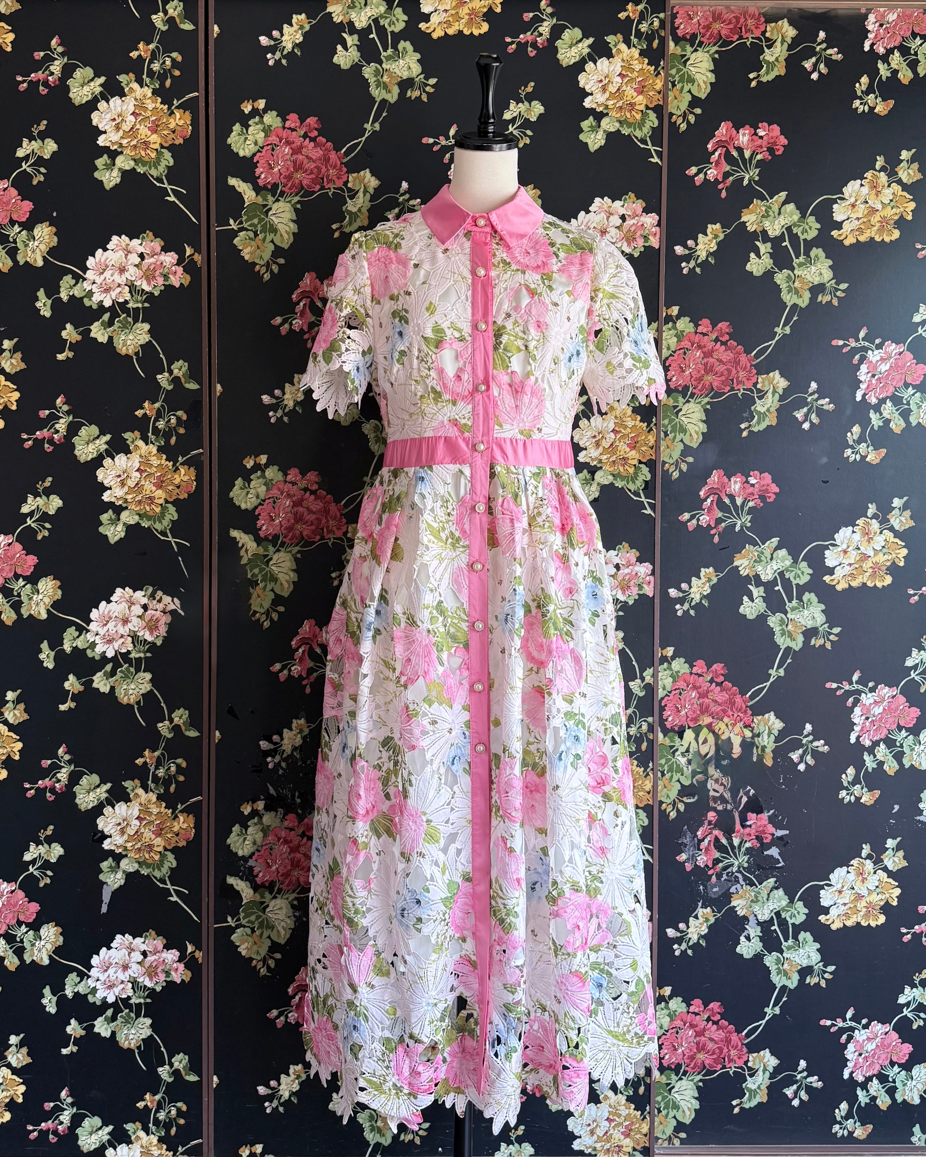 ✩新品未使用✩代官山Wild Lily（ワイルドリリー） ♡フラワーワンピース♡ 代官山インポートワンピースのセレクトショップ Wild Lily（ワイルド