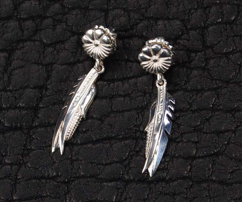 NAVAJO（ナバホ）族 RAY・TRACEY（レイ・トレーシー）作 ピアス
